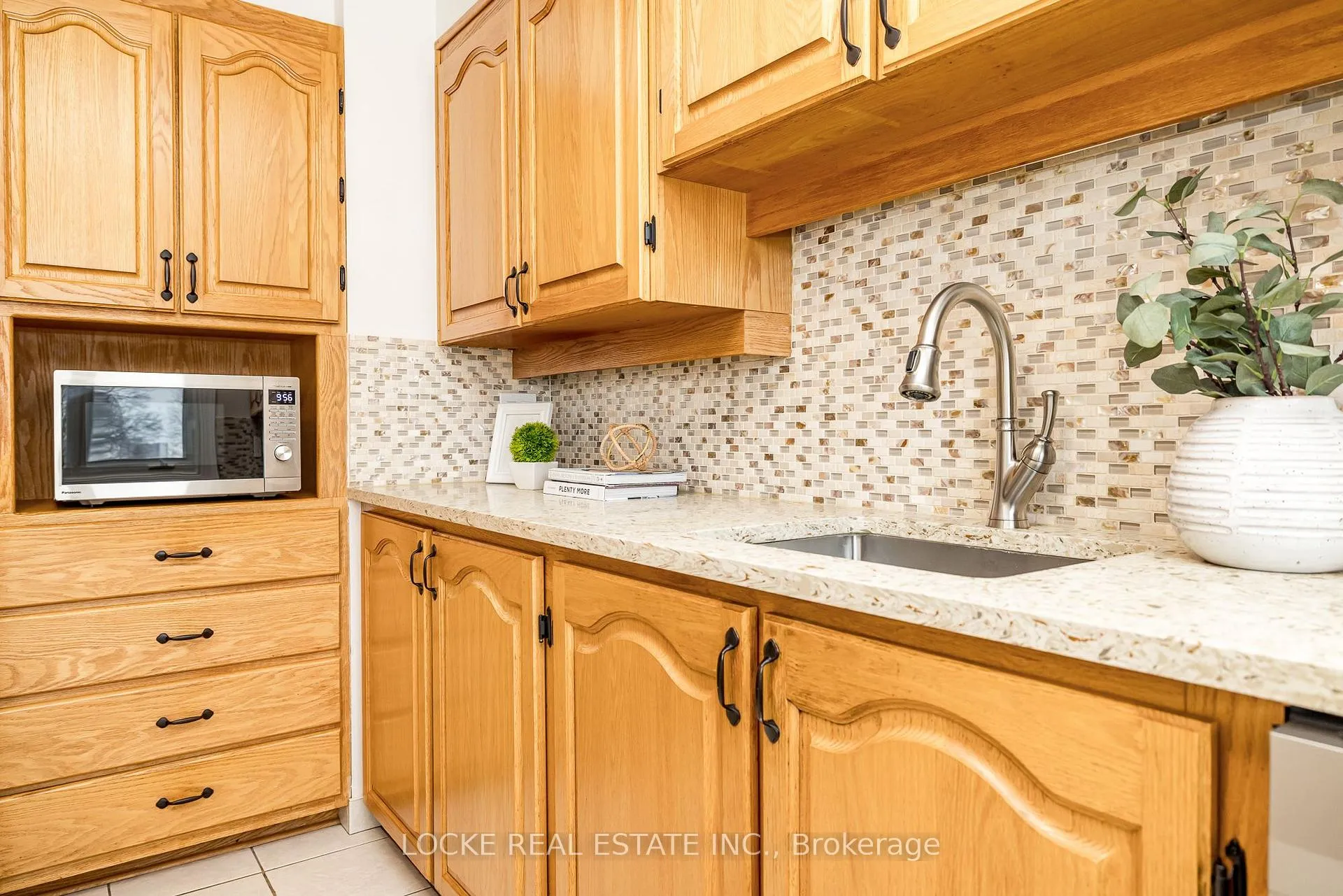 Photo 17 of Unit 22, 550 Straby Avenue, Ottawa, Overbrook/Castle Heights — HOMEH