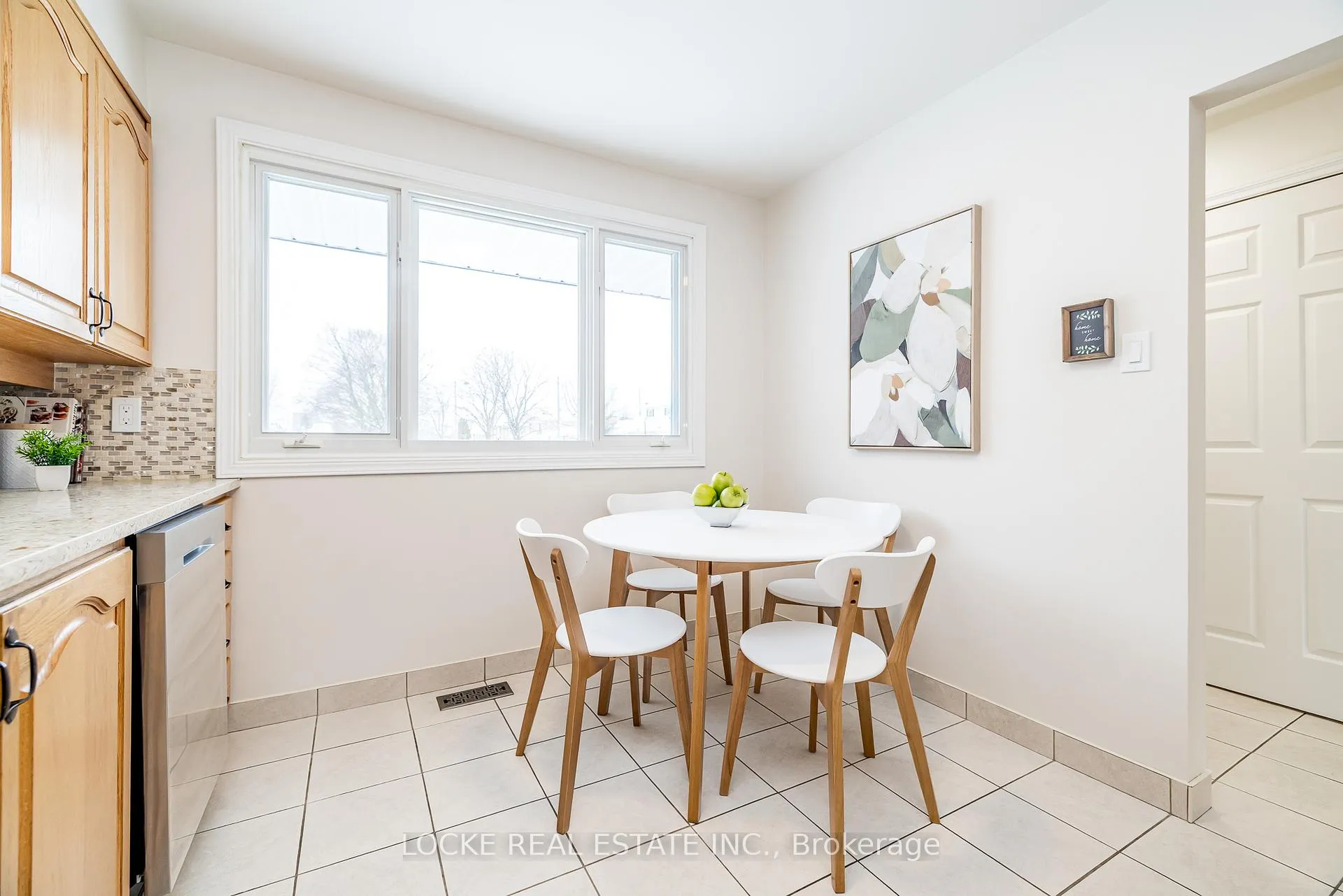 Photo 18 of Unit 22, 550 Straby Avenue, Ottawa, Overbrook/Castle Heights — HOMEH