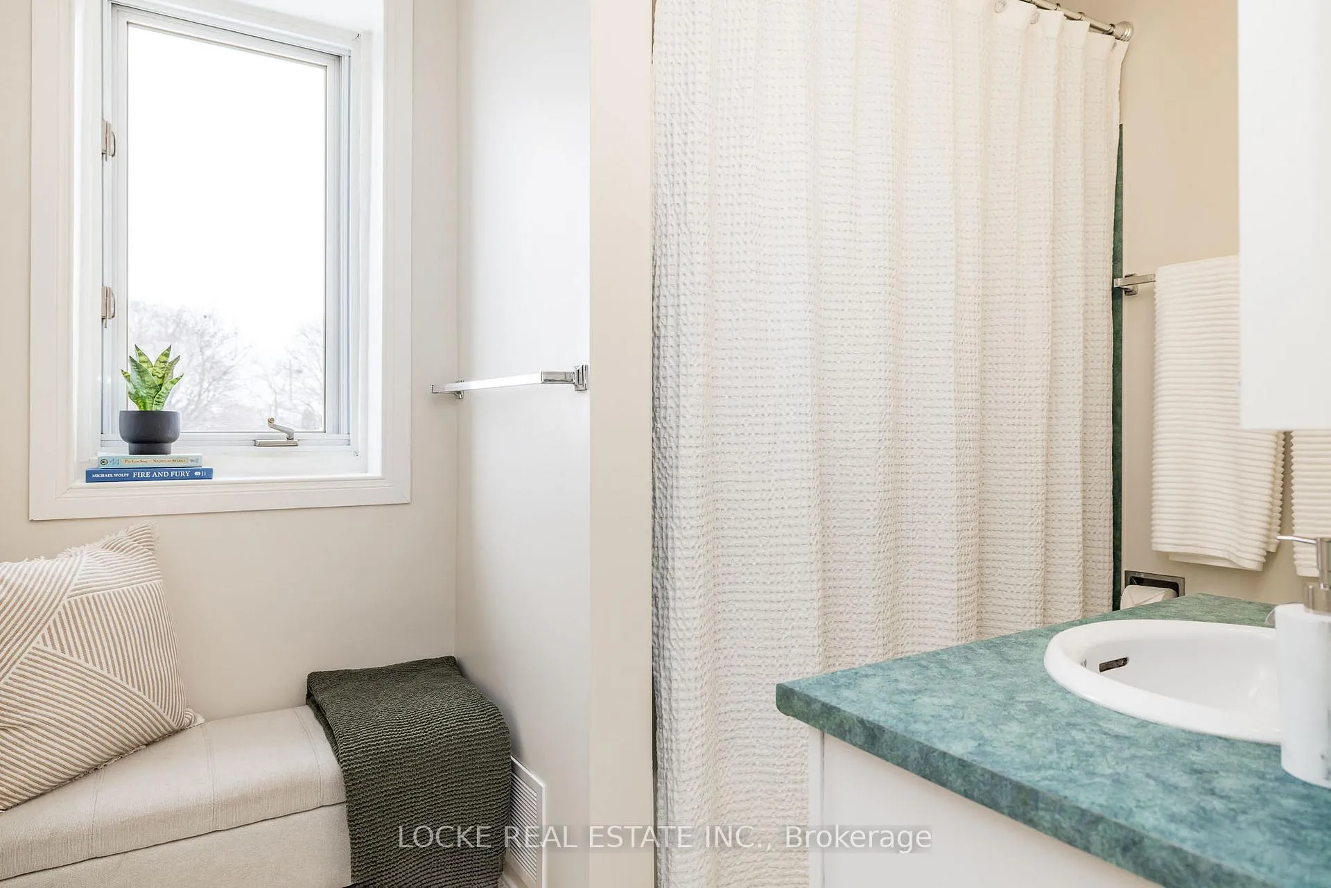 Photo 27 of Unit 22, 550 Straby Avenue, Ottawa, Overbrook/Castle Heights — HOMEH
