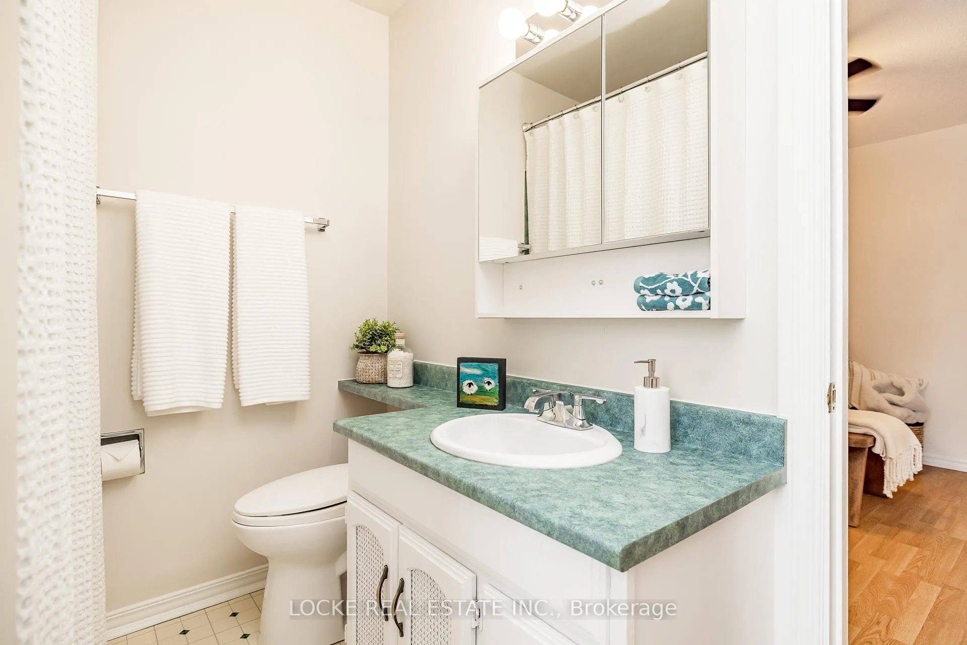 Photo 28 of Unit 22, 550 Straby Avenue, Ottawa, Overbrook/Castle Heights — HOMEH