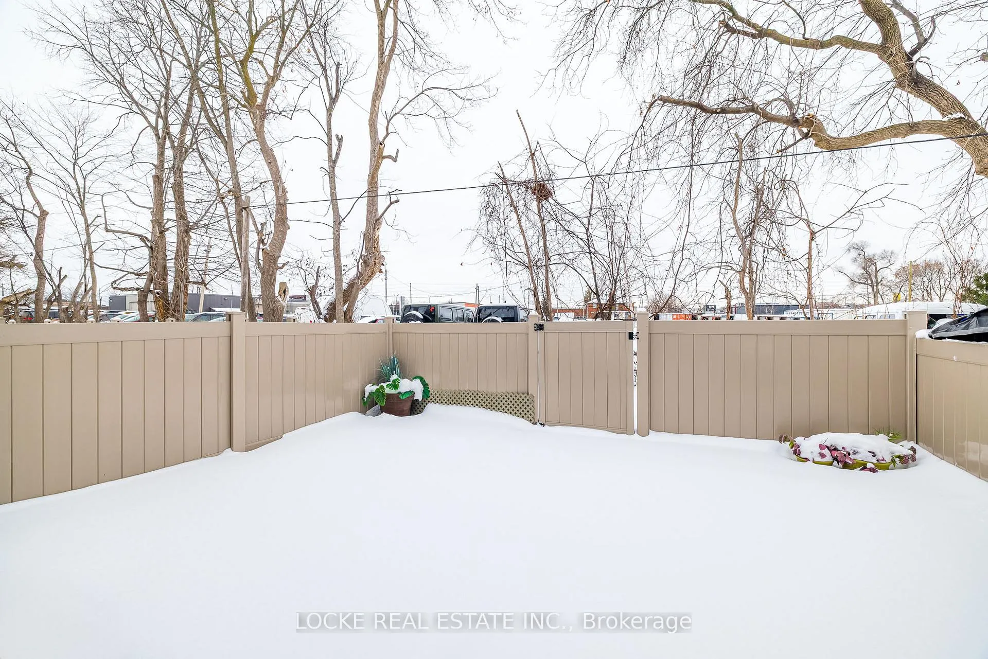 Photo 41 of Unit 22, 550 Straby Avenue, Ottawa, Overbrook/Castle Heights — HOMEH