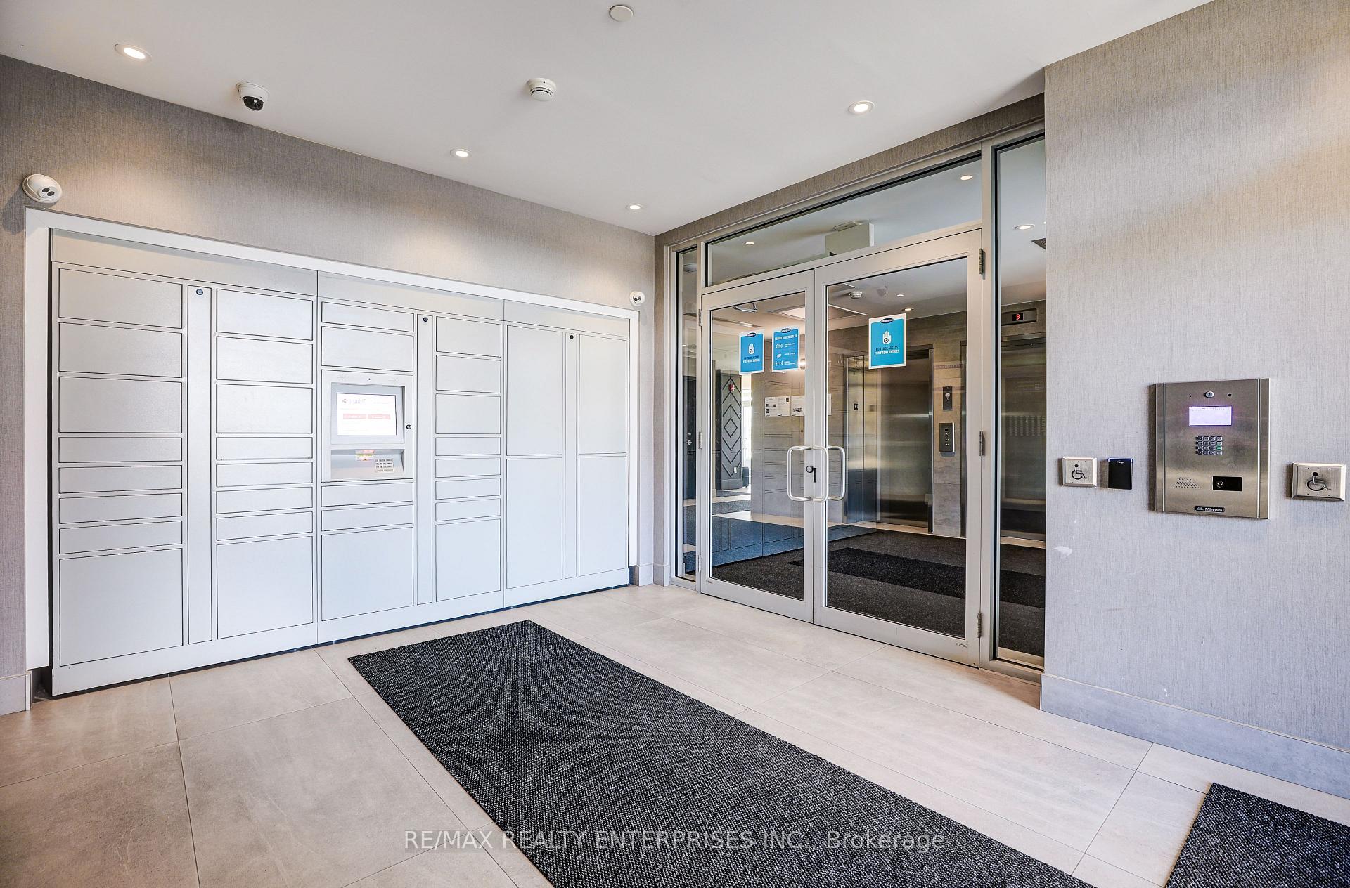 Photo 4 of Unit 527, 200 Lagerfeld Drive, Brampton, Northwest Brampton — HOMEH