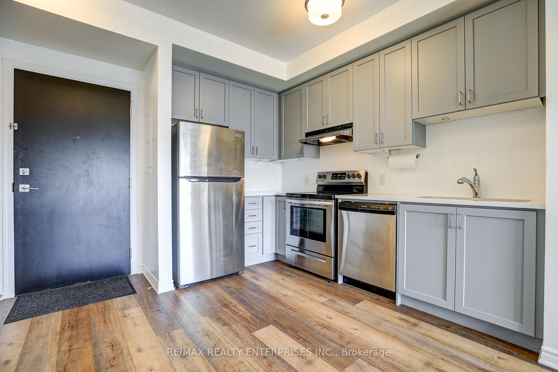 Photo 6 of Unit 527, 200 Lagerfeld Drive, Brampton, Northwest Brampton — HOMEH