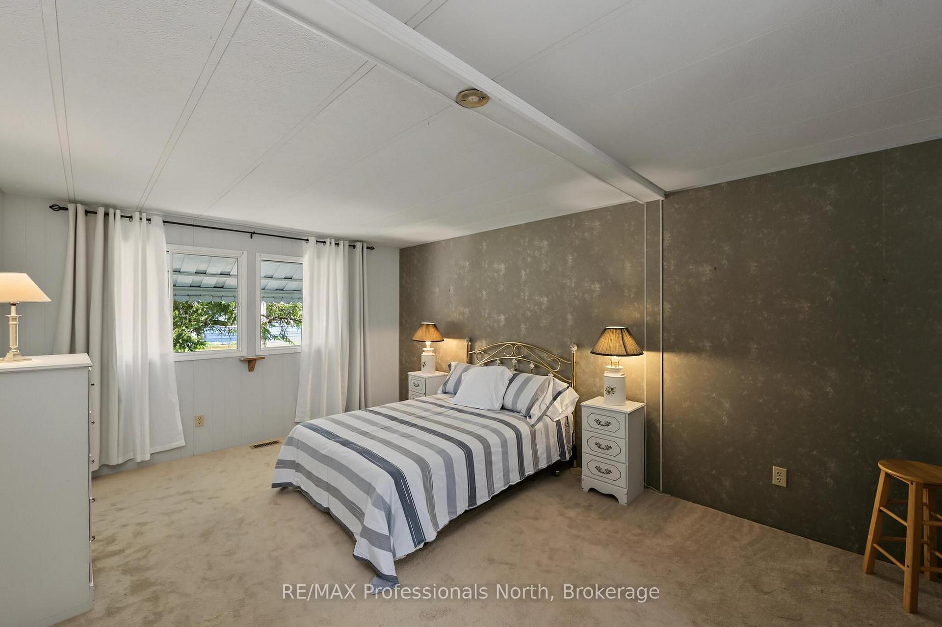 Photo 20 of 1084 Seventh Lane, Minden Hills, Lutterworth — HOMEH