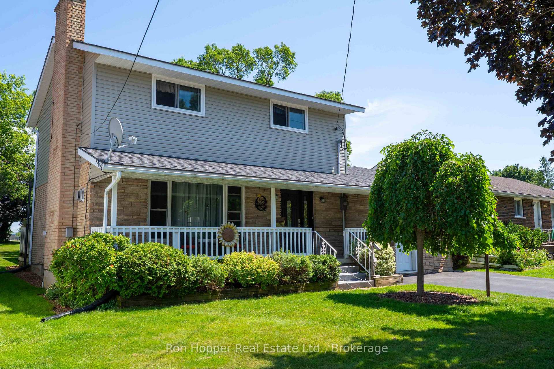 Photo of 1877 6th Avenue E