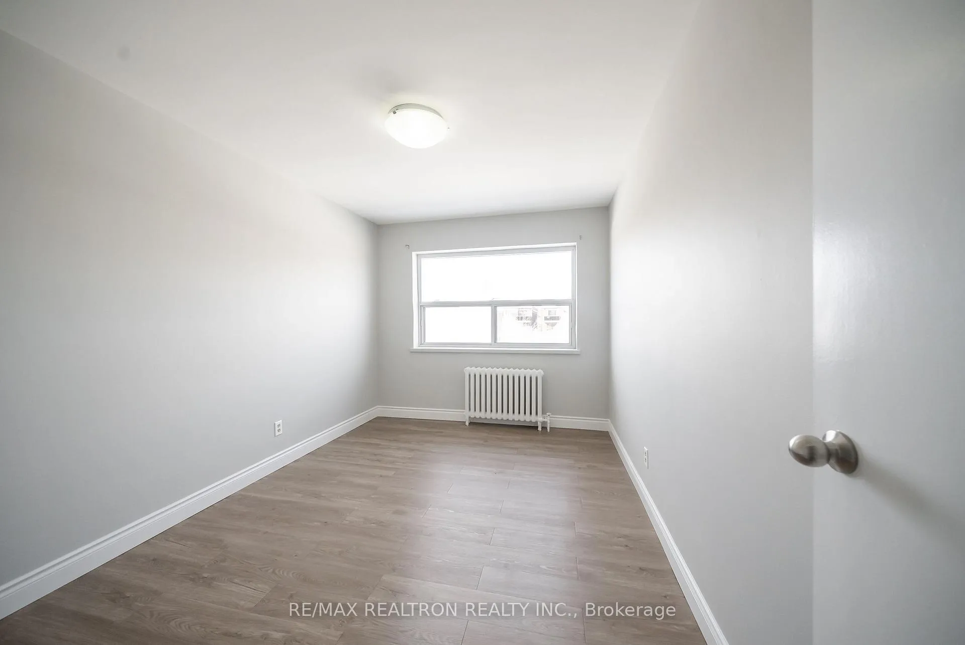 Photo 3 of Unit 45, 2043 Prospect Street, Burlington, Brant — HOMEH
