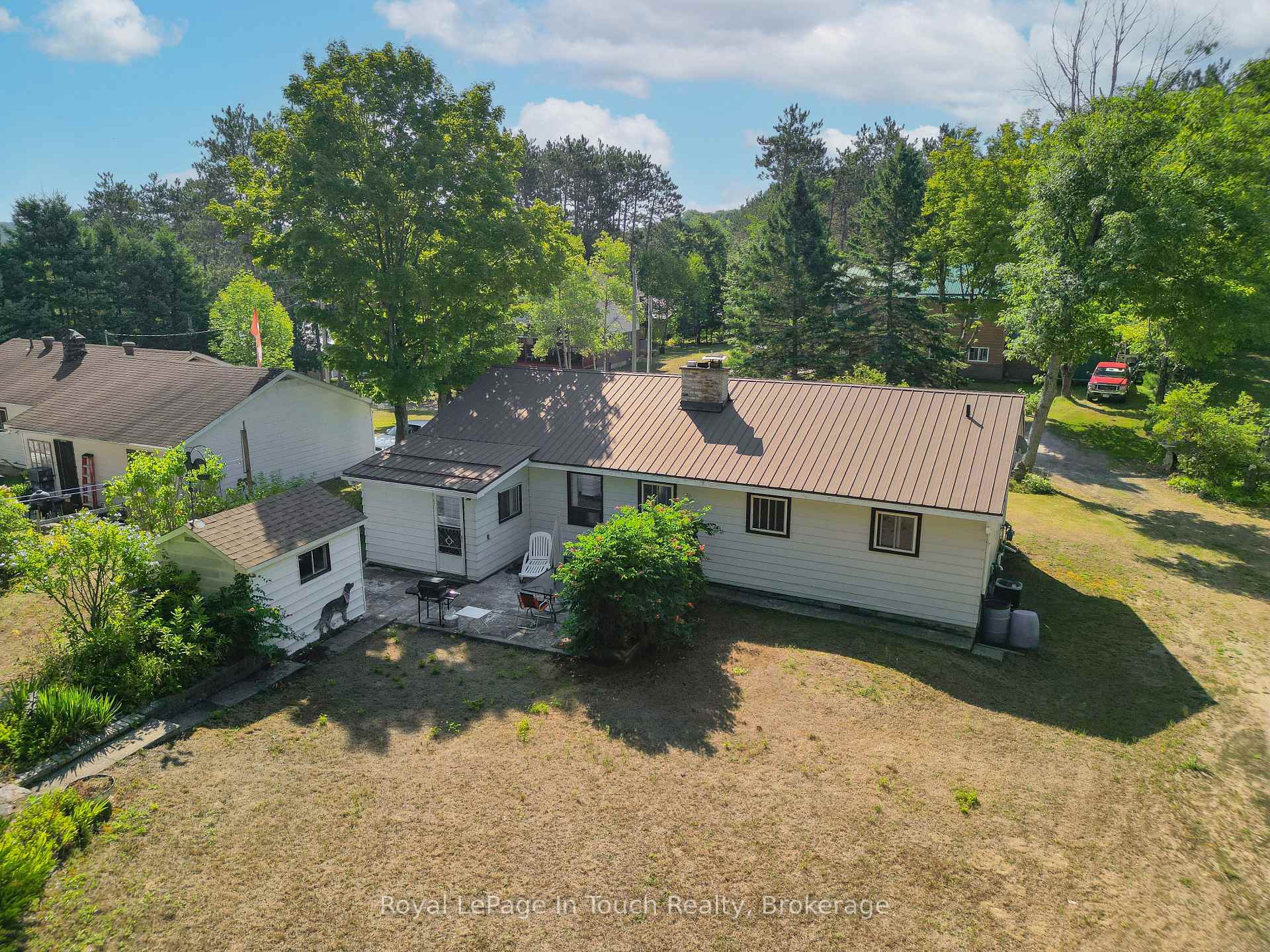 Photo 10 of 22 Glendale Road, Tiny, Rural Tiny — HOMEH