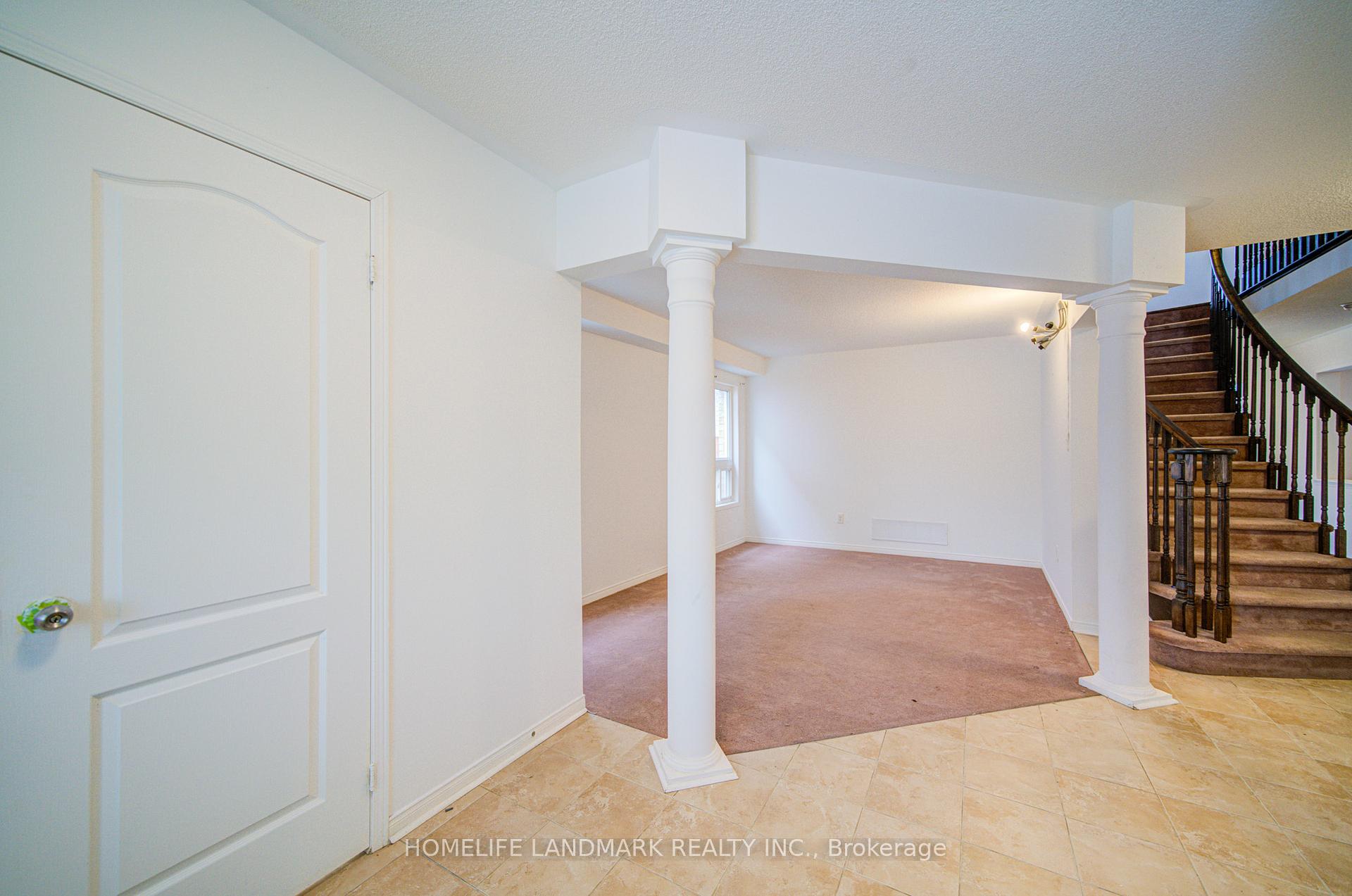 Photo 2 of 1842 Esterbrook Drive, Oshawa, Taunton — HOMEH