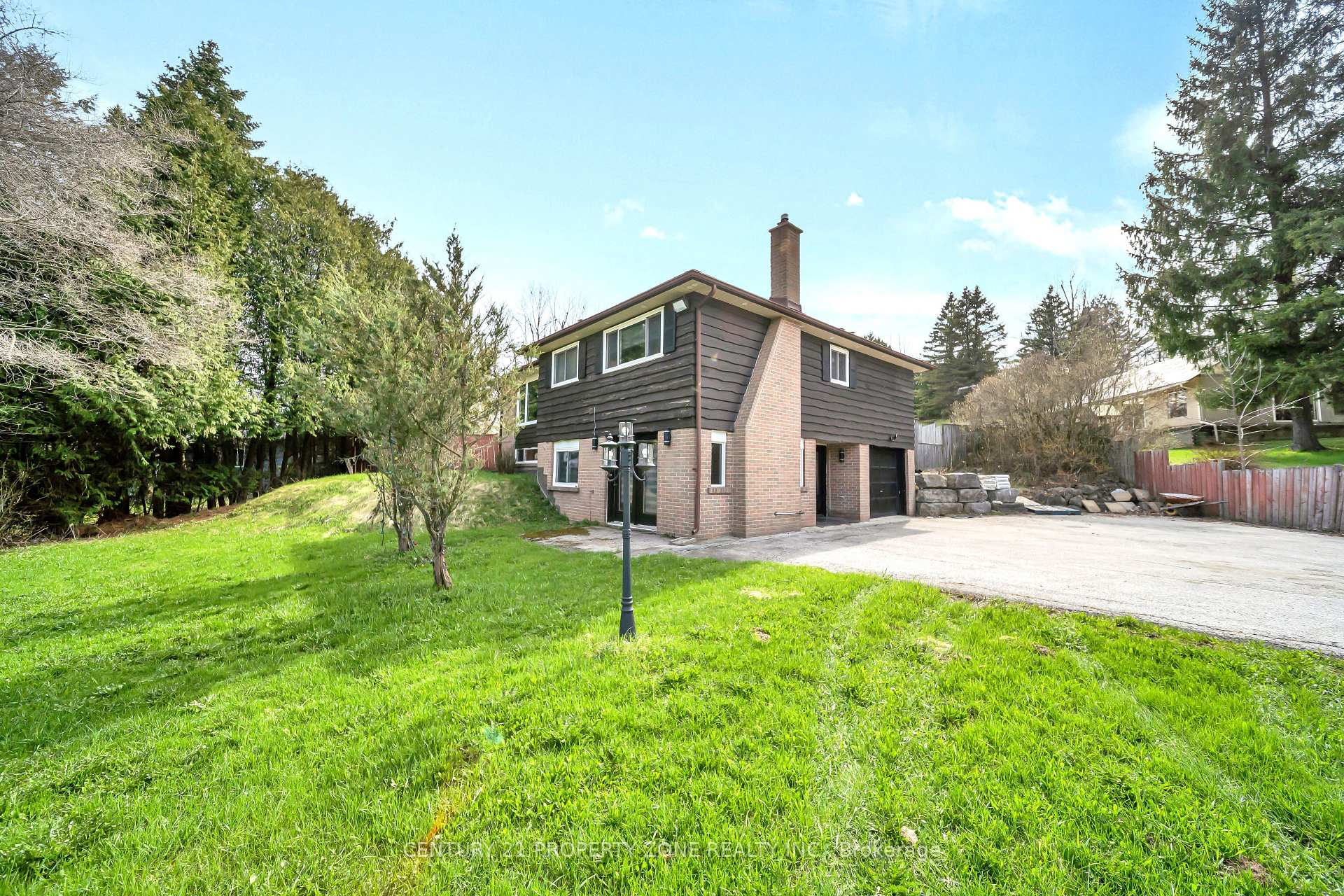 Photo 7 of 5172 Trafalgar Road, Erin, Rural Erin — HOMEH