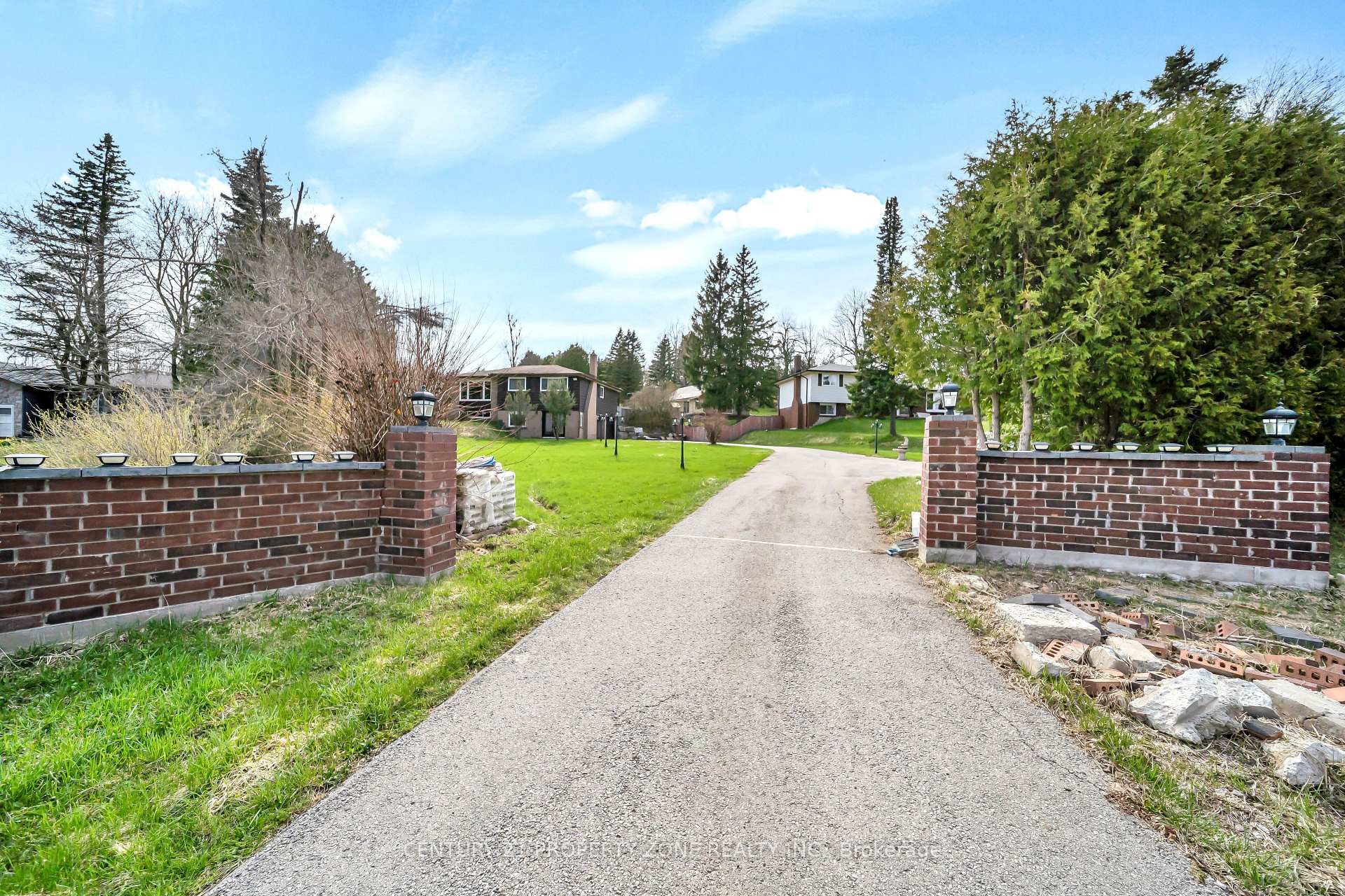 Photo 43 of 5172 Trafalgar Road, Erin, Rural Erin — HOMEH