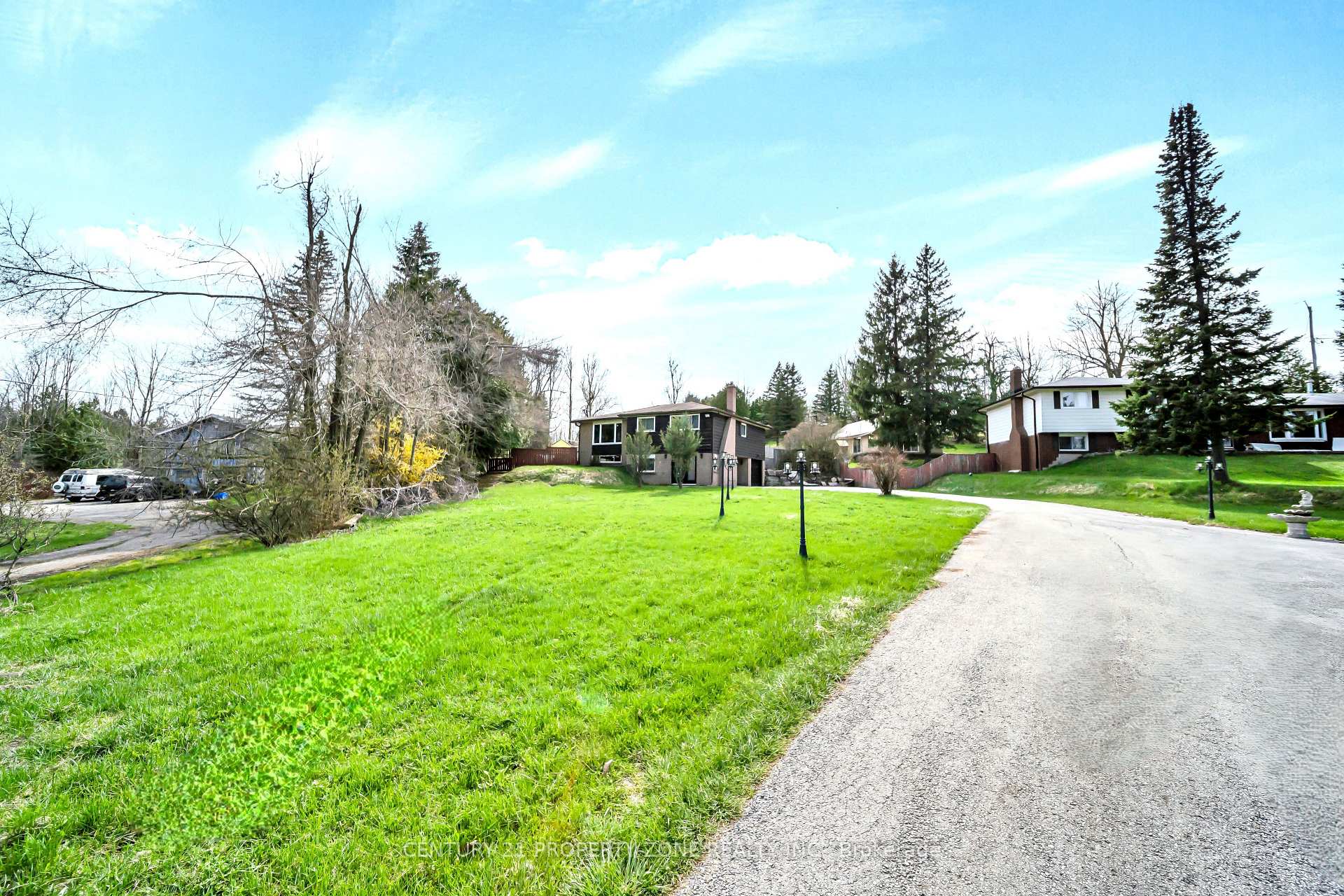 Photo 49 of 5172 Trafalgar Road, Erin, Rural Erin — HOMEH