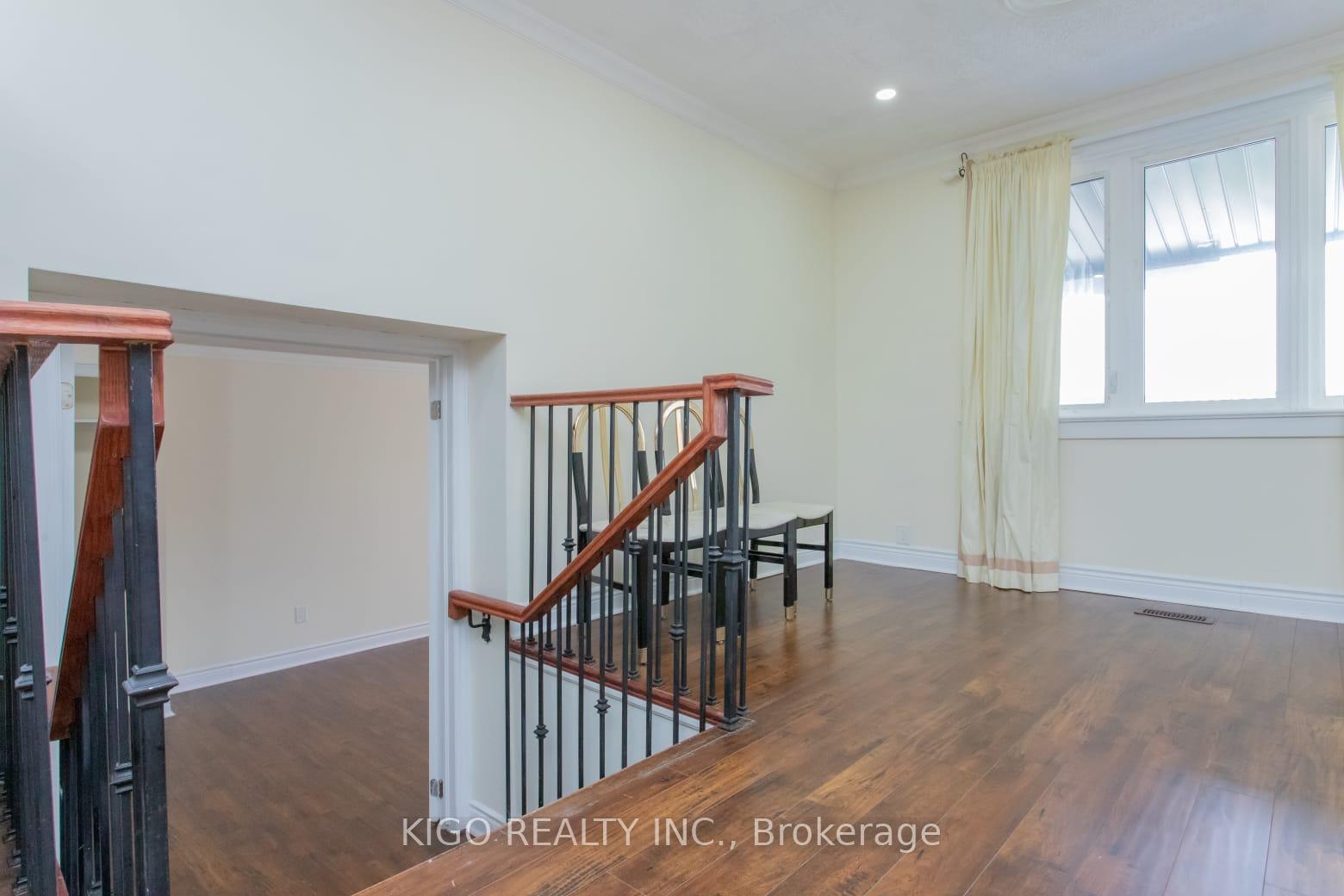 Photo 14 of 1328 Cawthra Road, Mississauga, Mineola — HOMEH