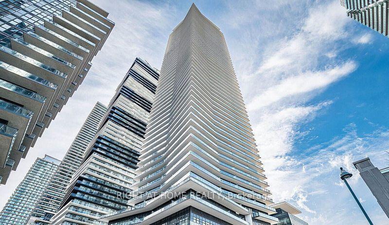 Photo 1 of 38 Annie Craig Drive, Etobicoke, Mimico — HOMEH