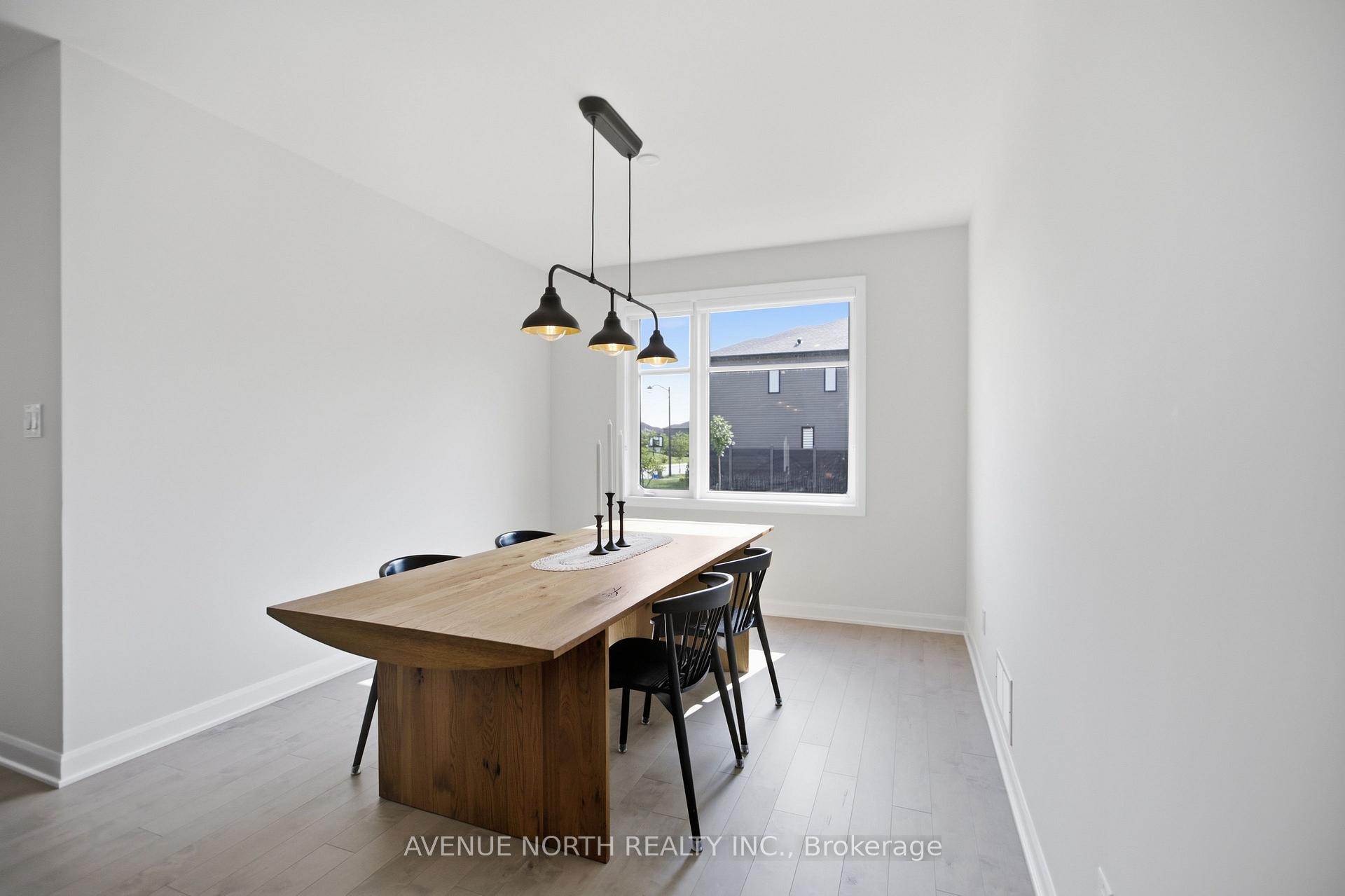 Photo 11 of 8 Ascari Road, Ottawa, Mahogany Community — HOMEH