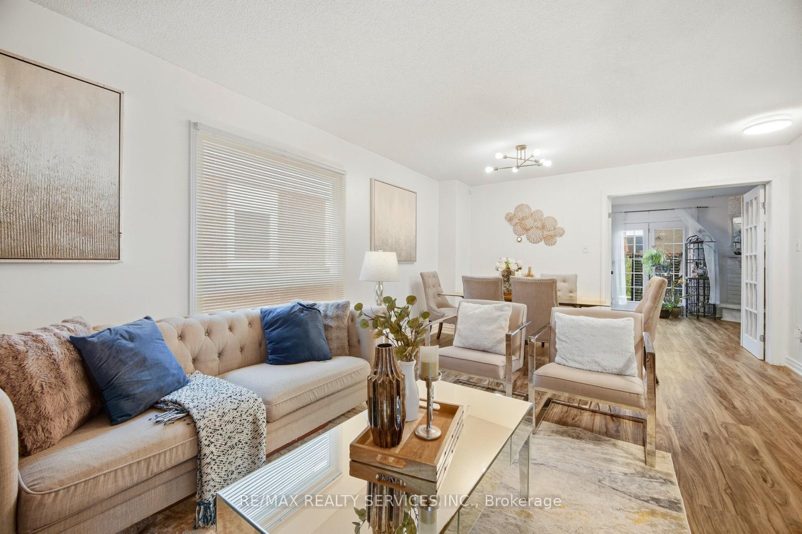 Photo 5 of 37 Solway Avenue, Brampton, Heart Lake East — HOMEH