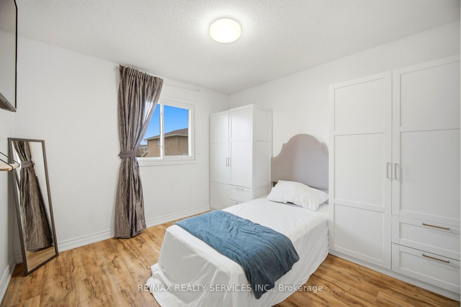 Photo 16 of 37 Solway Avenue, Brampton, Heart Lake East — HOMEH