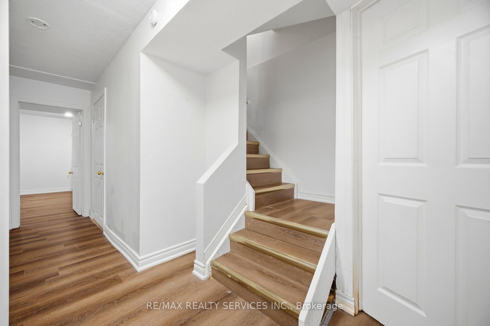 Photo 21 of 37 Solway Avenue, Brampton, Heart Lake East — HOMEH