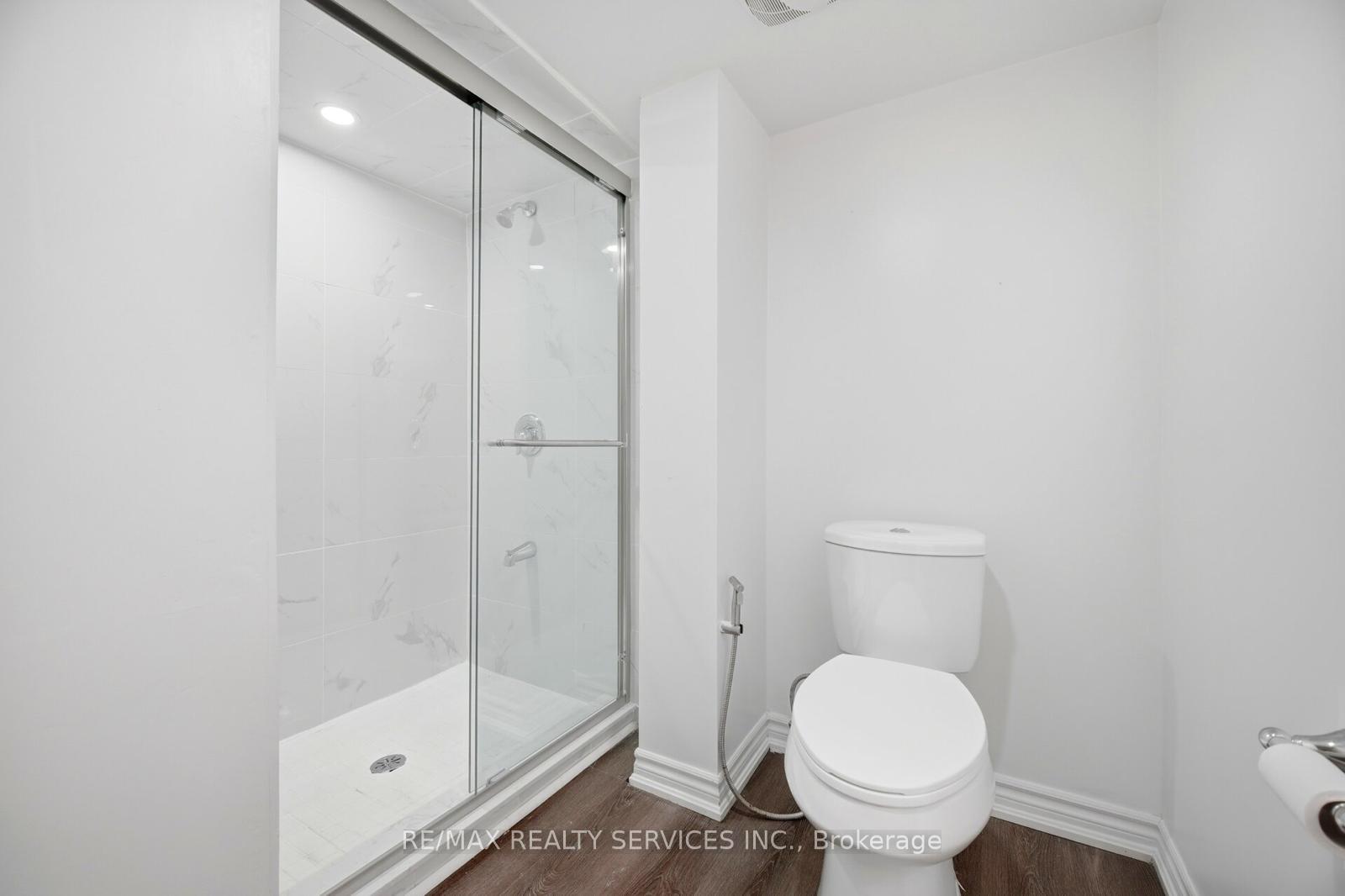 Photo 28 of 37 Solway Avenue, Brampton, Heart Lake East — HOMEH