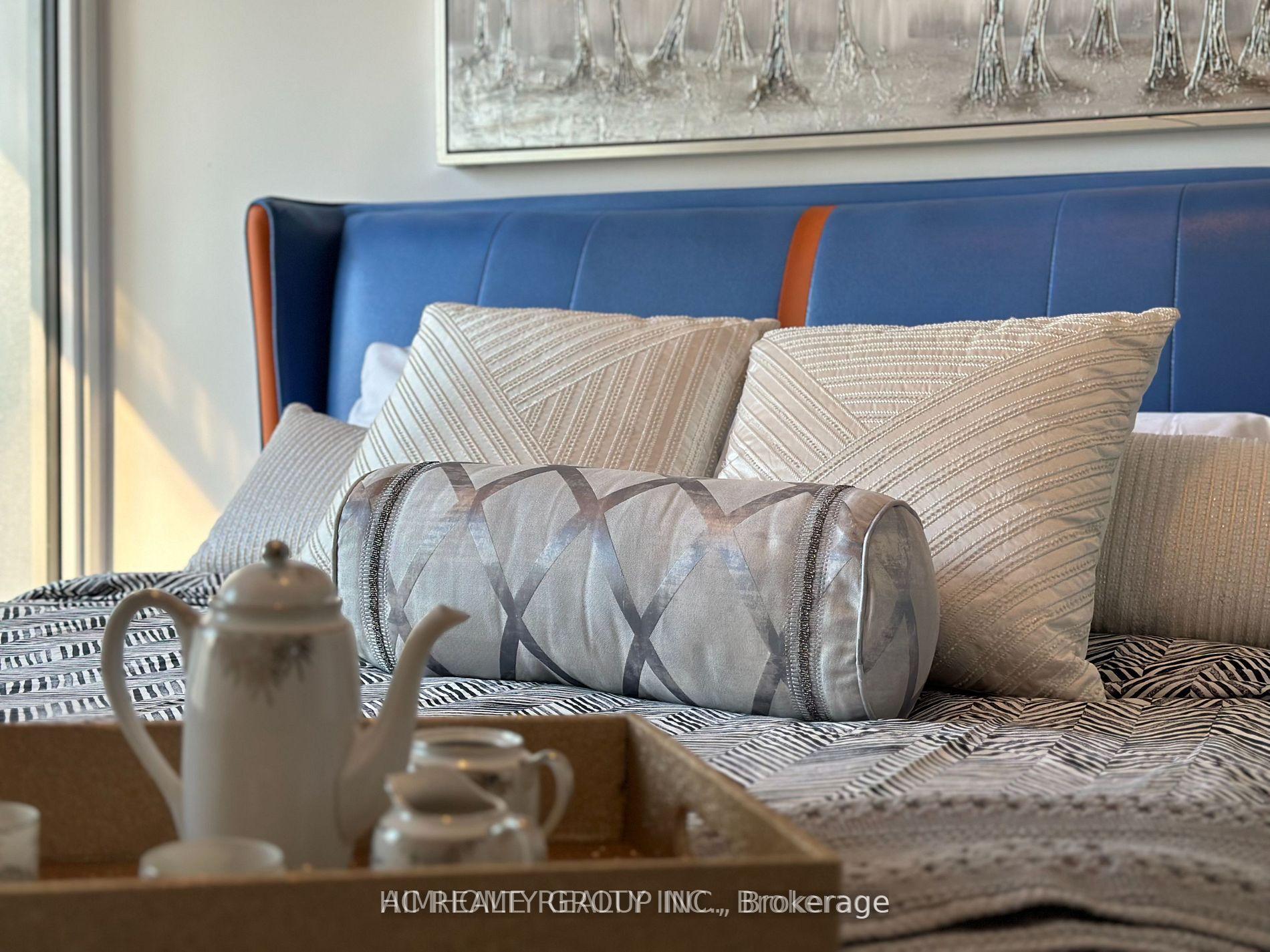 Photo 9 of Unit 704, 42 Charles Street E, Toronto, Church-Yonge Corridor — HOMEH