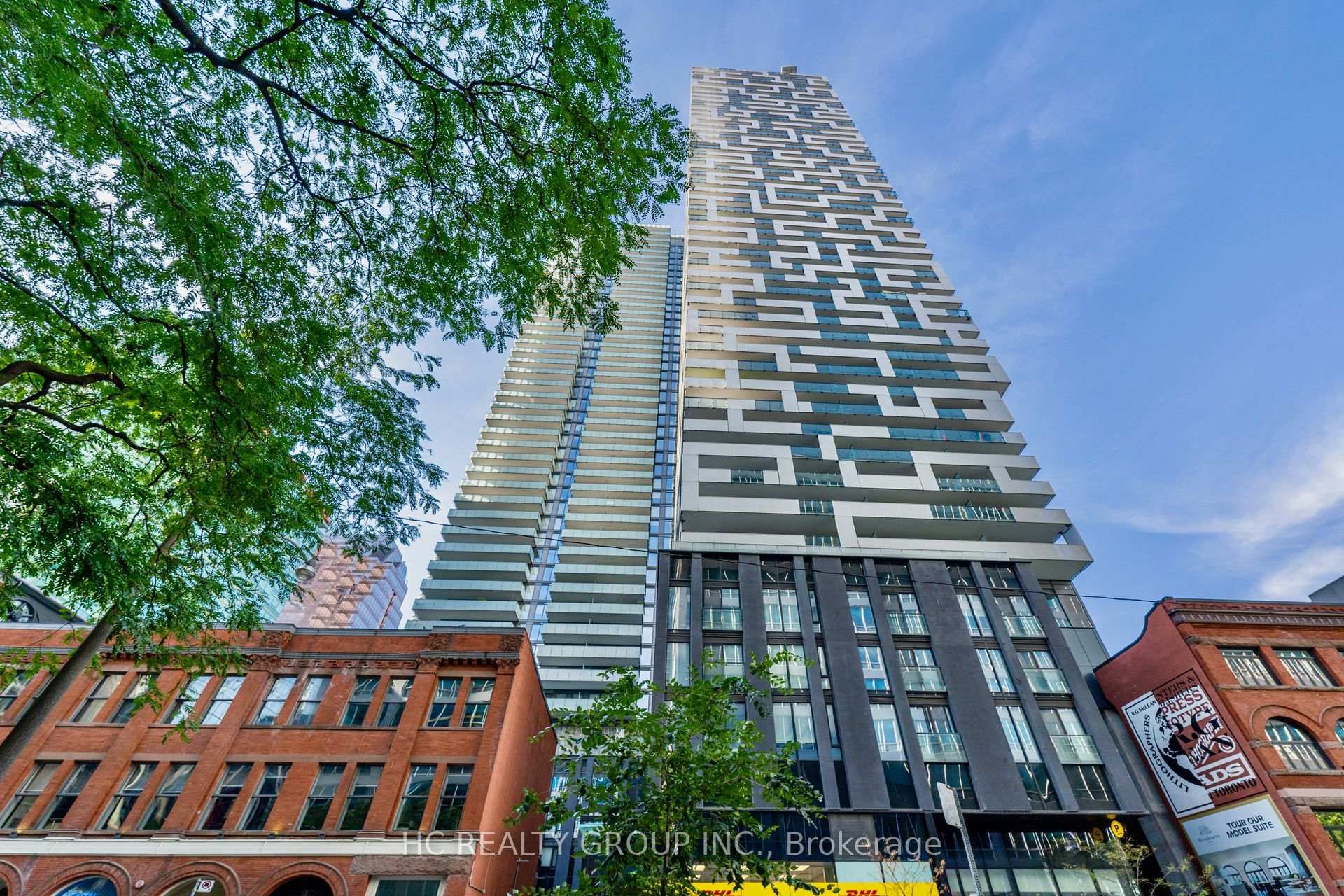 Front of Unit 2301, 770 Bay Street