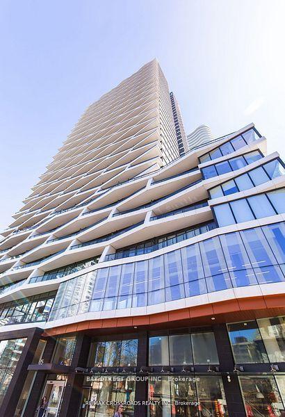 Front of Unit 4115, 85 Wood Street