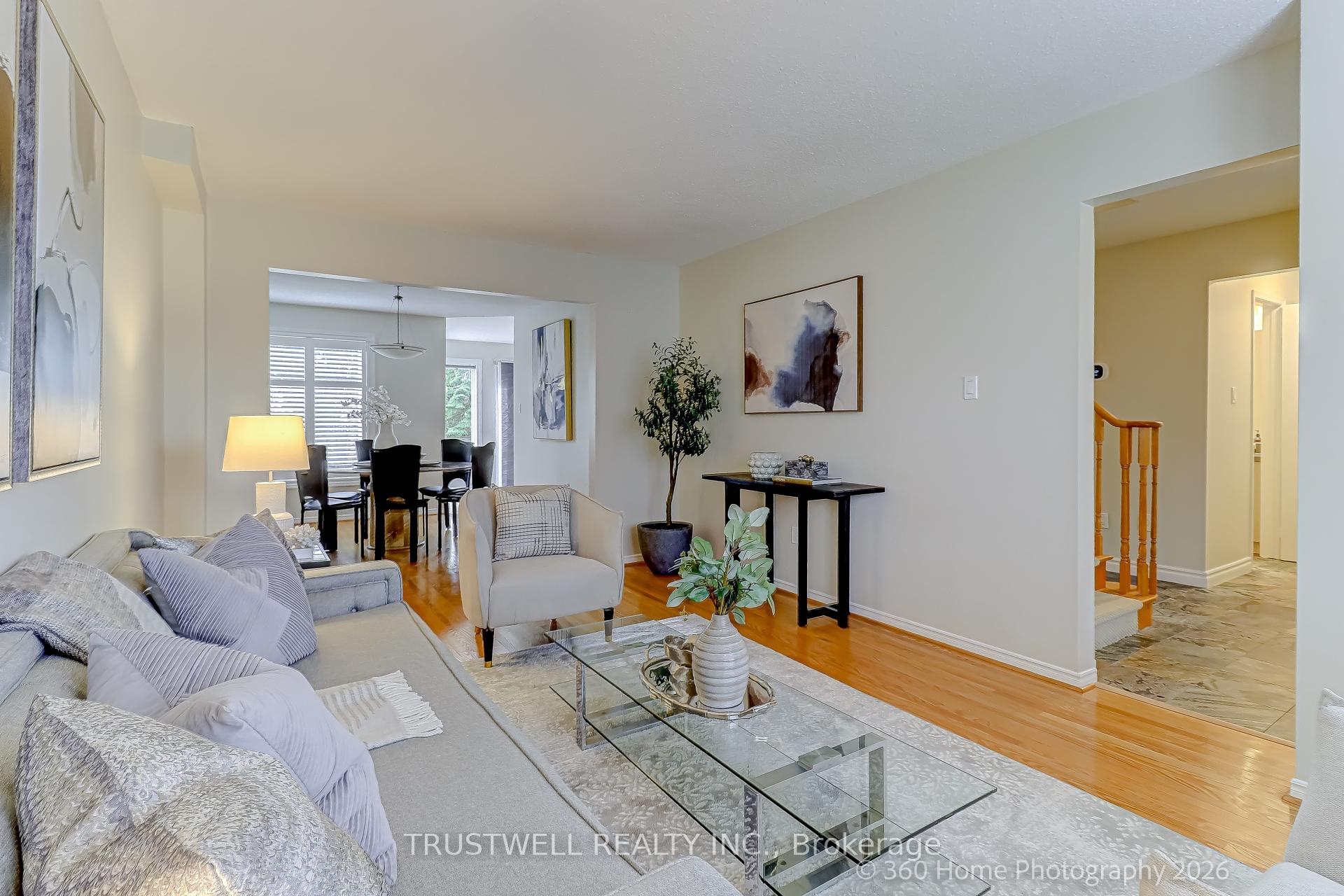 Photo 4 of 224 Hollingham Road, Markham, Unionville — HOMEH