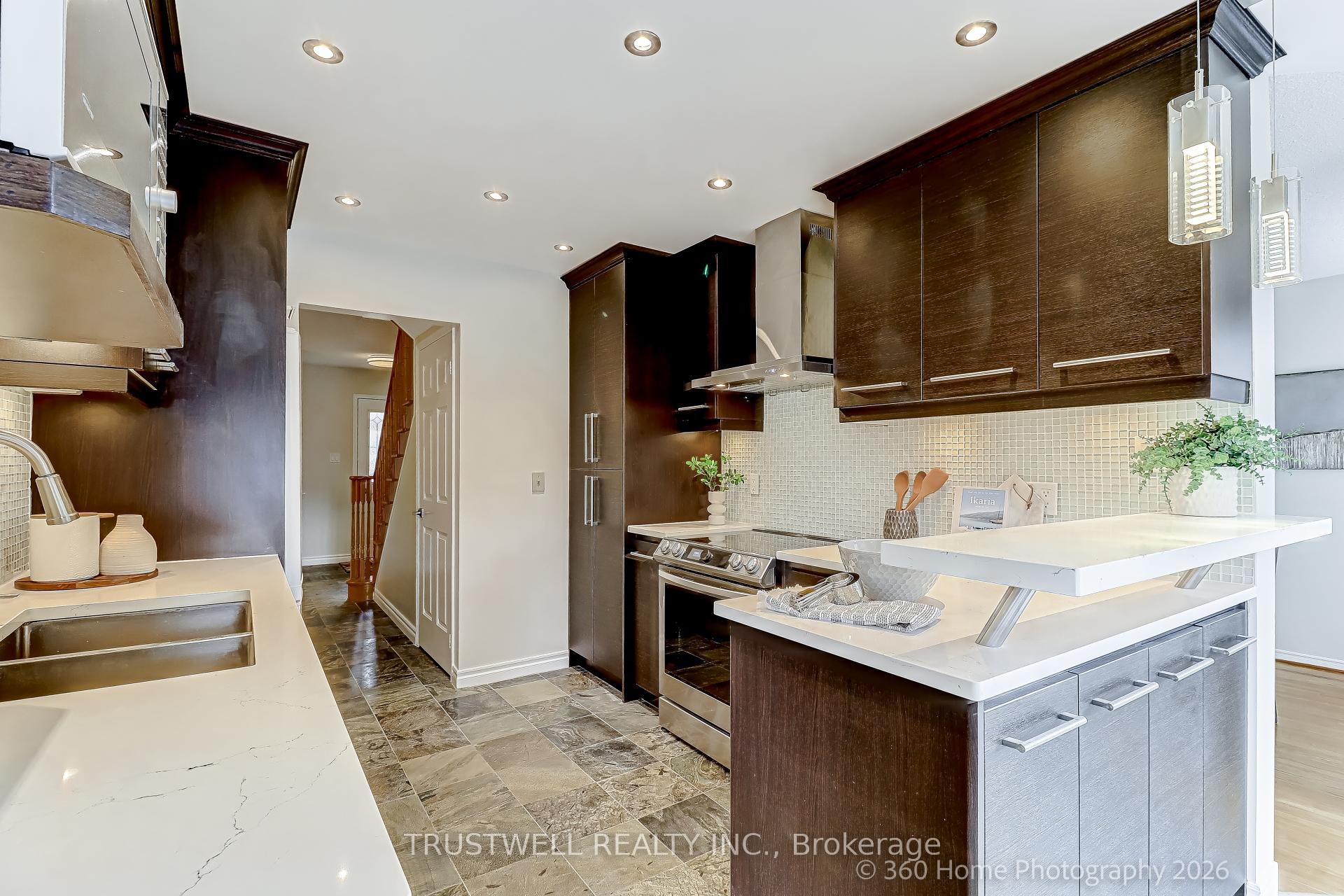 Photo 9 of 224 Hollingham Road, Markham, Unionville — HOMEH