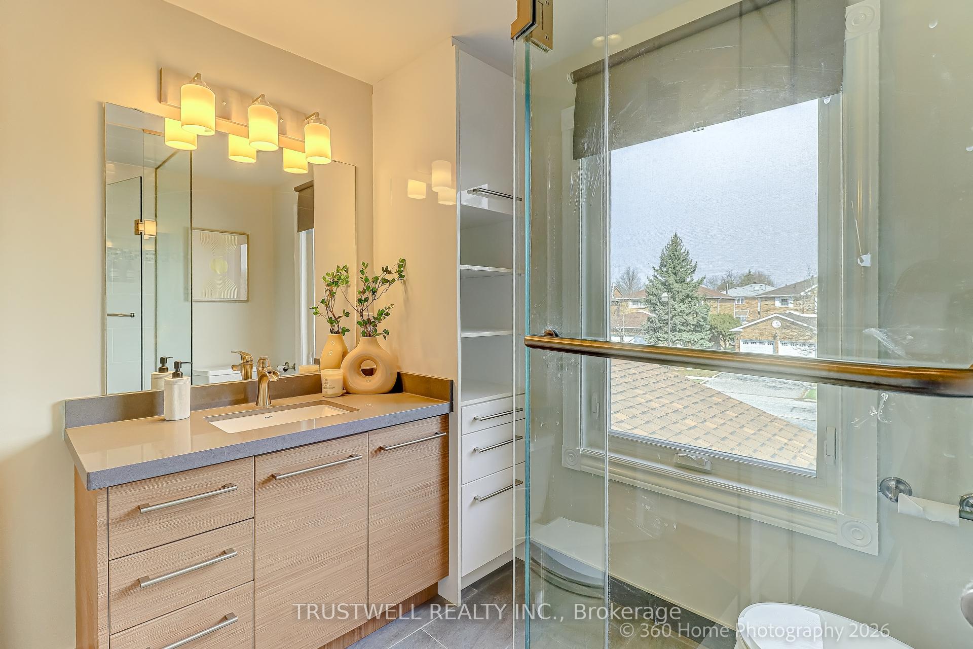 Photo 25 of 224 Hollingham Road, Markham, Unionville — HOMEH