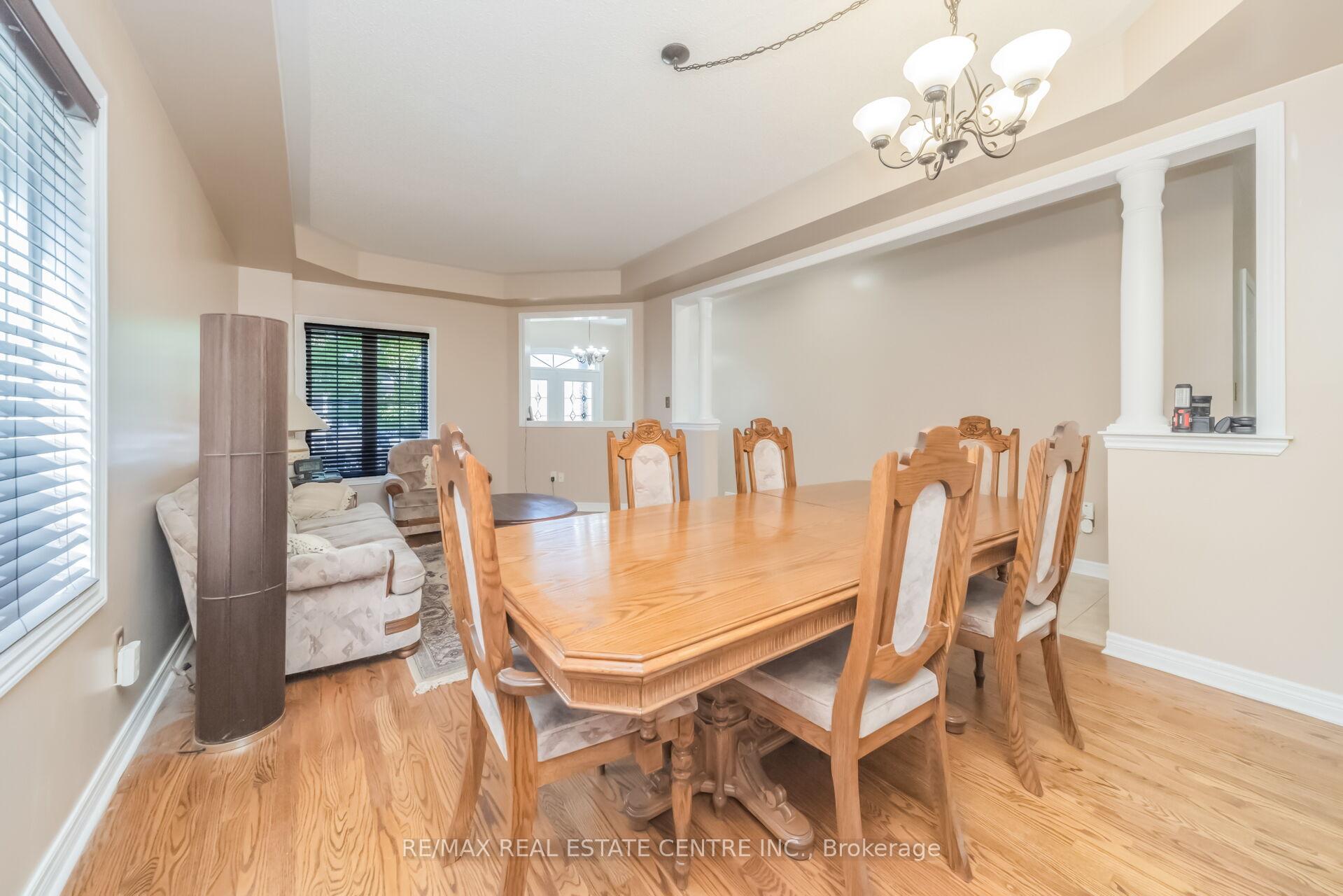 Photo 12 of 70 Carmel Crescent, Brampton, Vales of Castlemore North — HOMEH