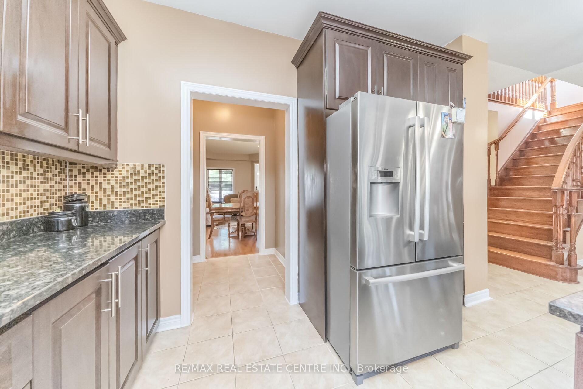 Photo 21 of 70 Carmel Crescent, Brampton, Vales of Castlemore North — HOMEH
