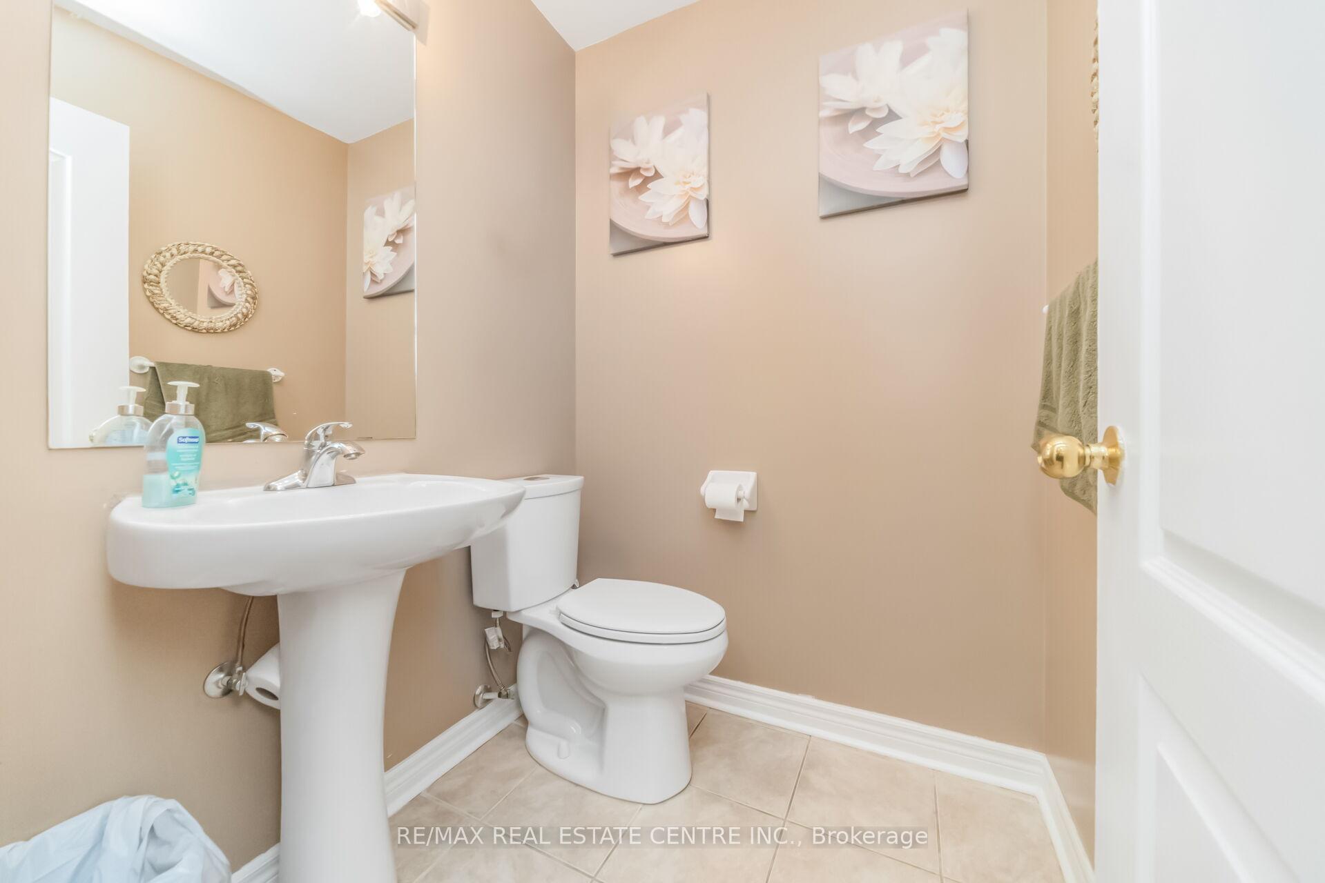 Photo 24 of 70 Carmel Crescent, Brampton, Vales of Castlemore North — HOMEH