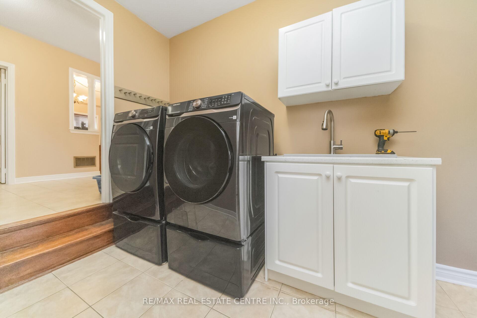 Photo 25 of 70 Carmel Crescent, Brampton, Vales of Castlemore North — HOMEH