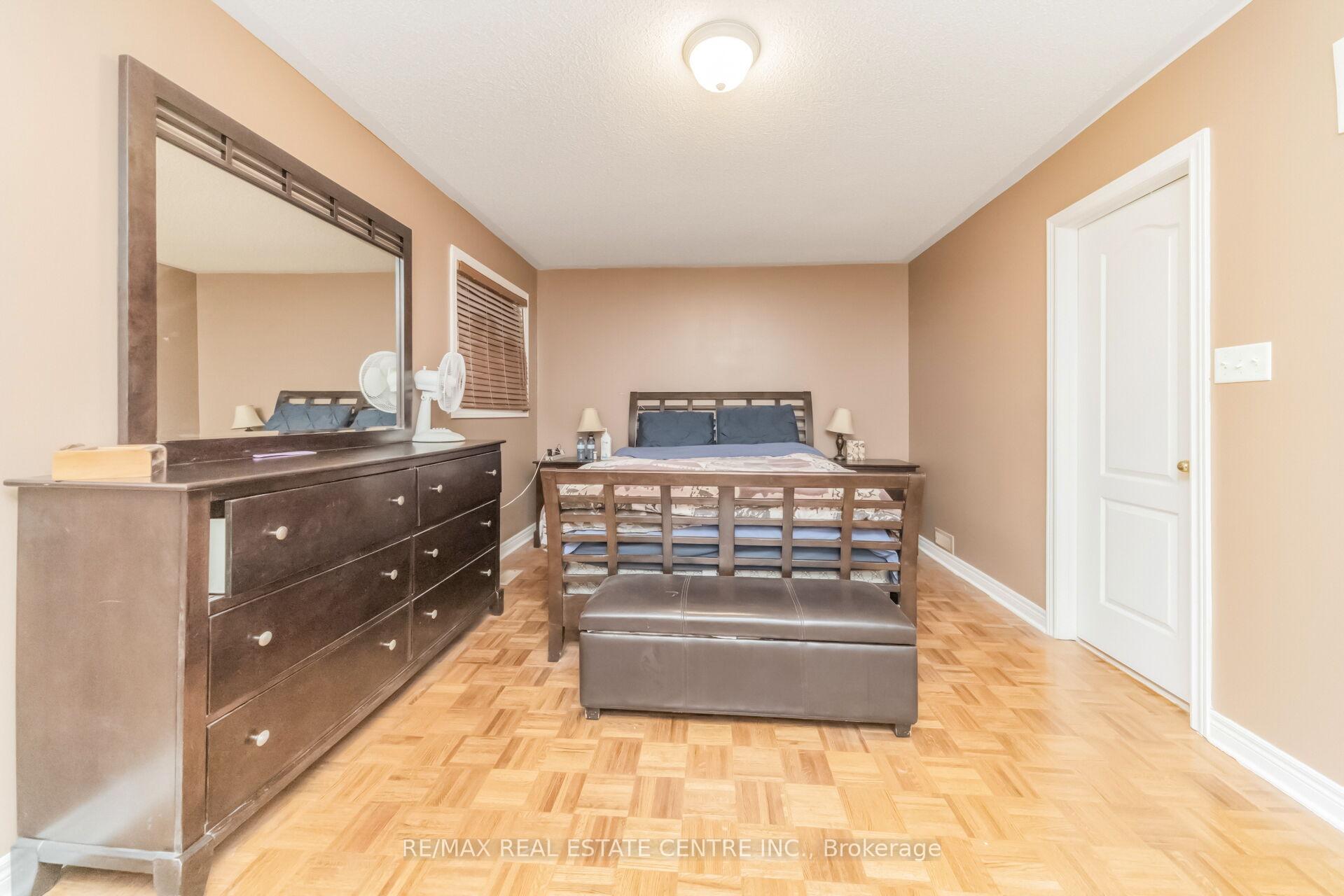 Photo 28 of 70 Carmel Crescent, Brampton, Vales of Castlemore North — HOMEH