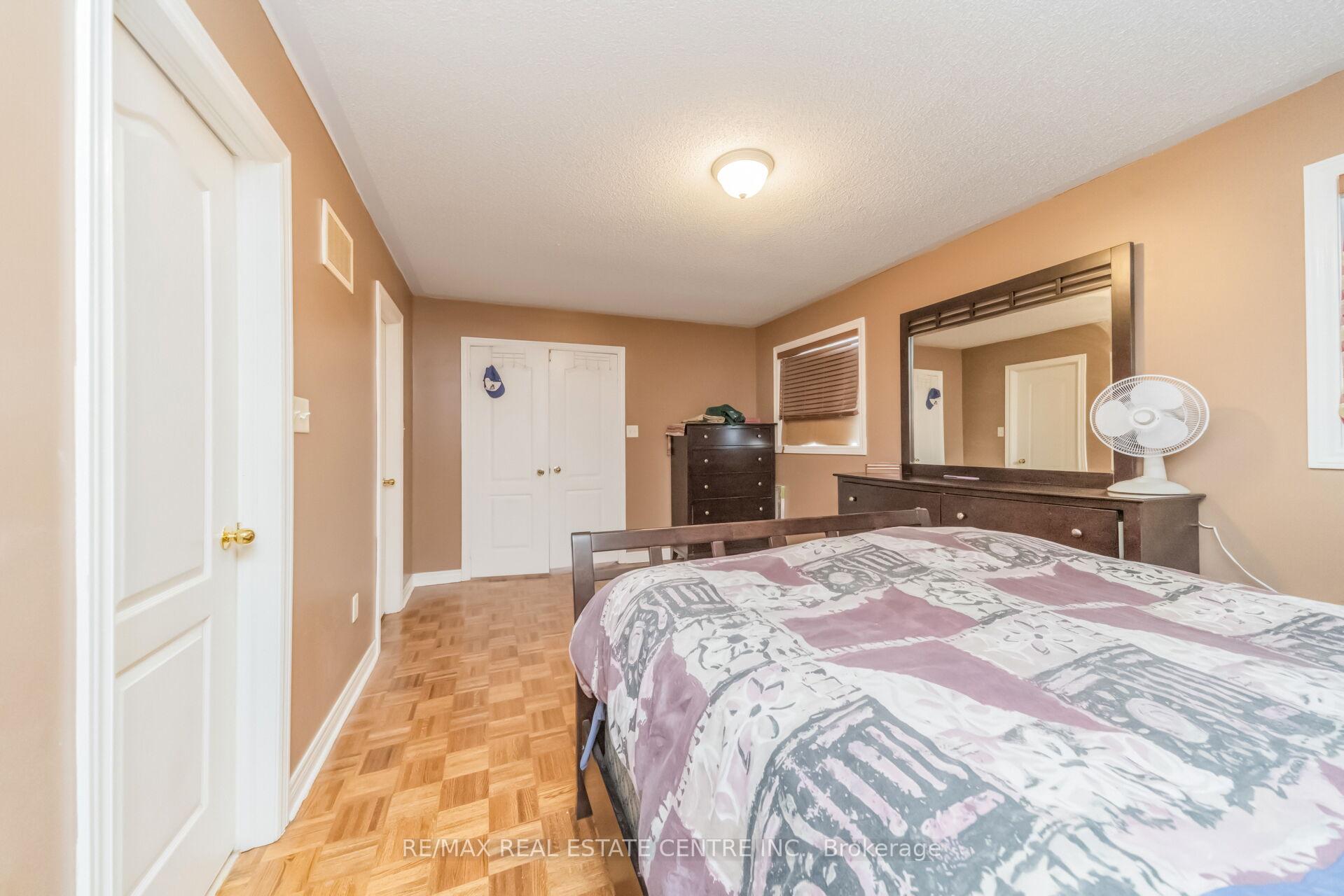 Photo 29 of 70 Carmel Crescent, Brampton, Vales of Castlemore North — HOMEH