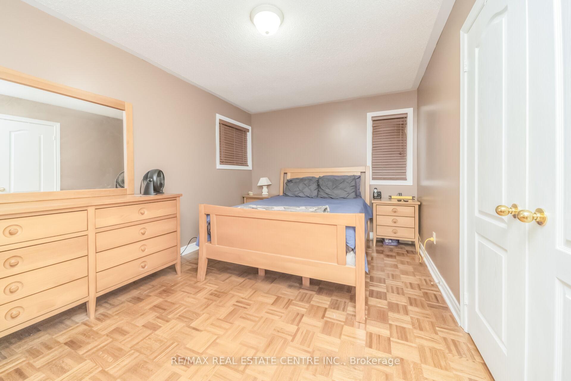 Photo 32 of 70 Carmel Crescent, Brampton, Vales of Castlemore North — HOMEH