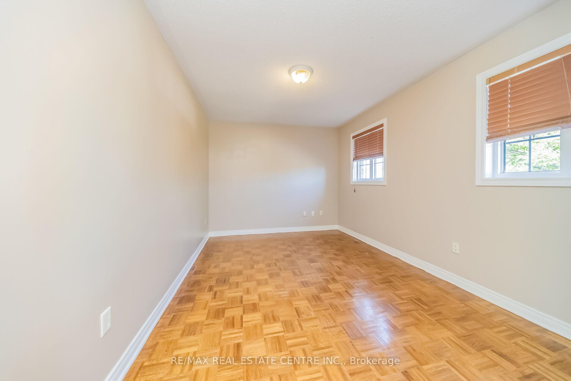 Photo 35 of 70 Carmel Crescent, Brampton, Vales of Castlemore North — HOMEH