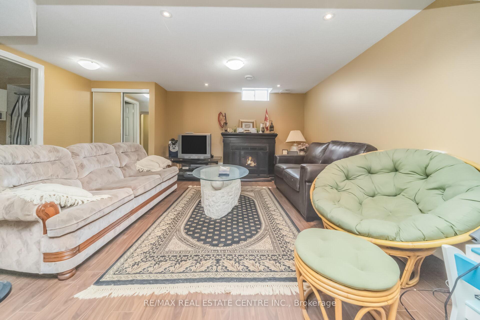 Photo 37 of 70 Carmel Crescent, Brampton, Vales of Castlemore North — HOMEH