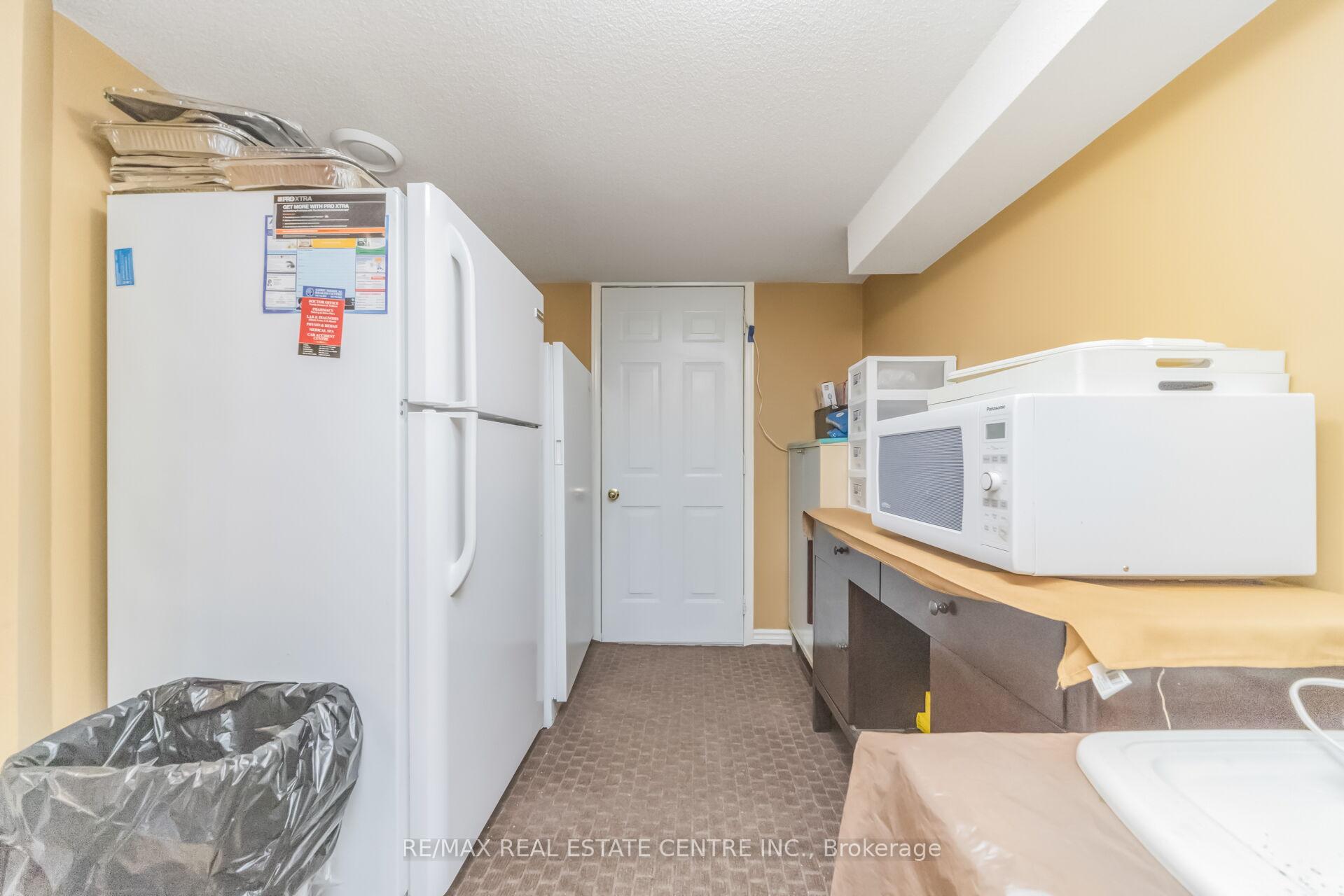 Photo 40 of 70 Carmel Crescent, Brampton, Vales of Castlemore North — HOMEH