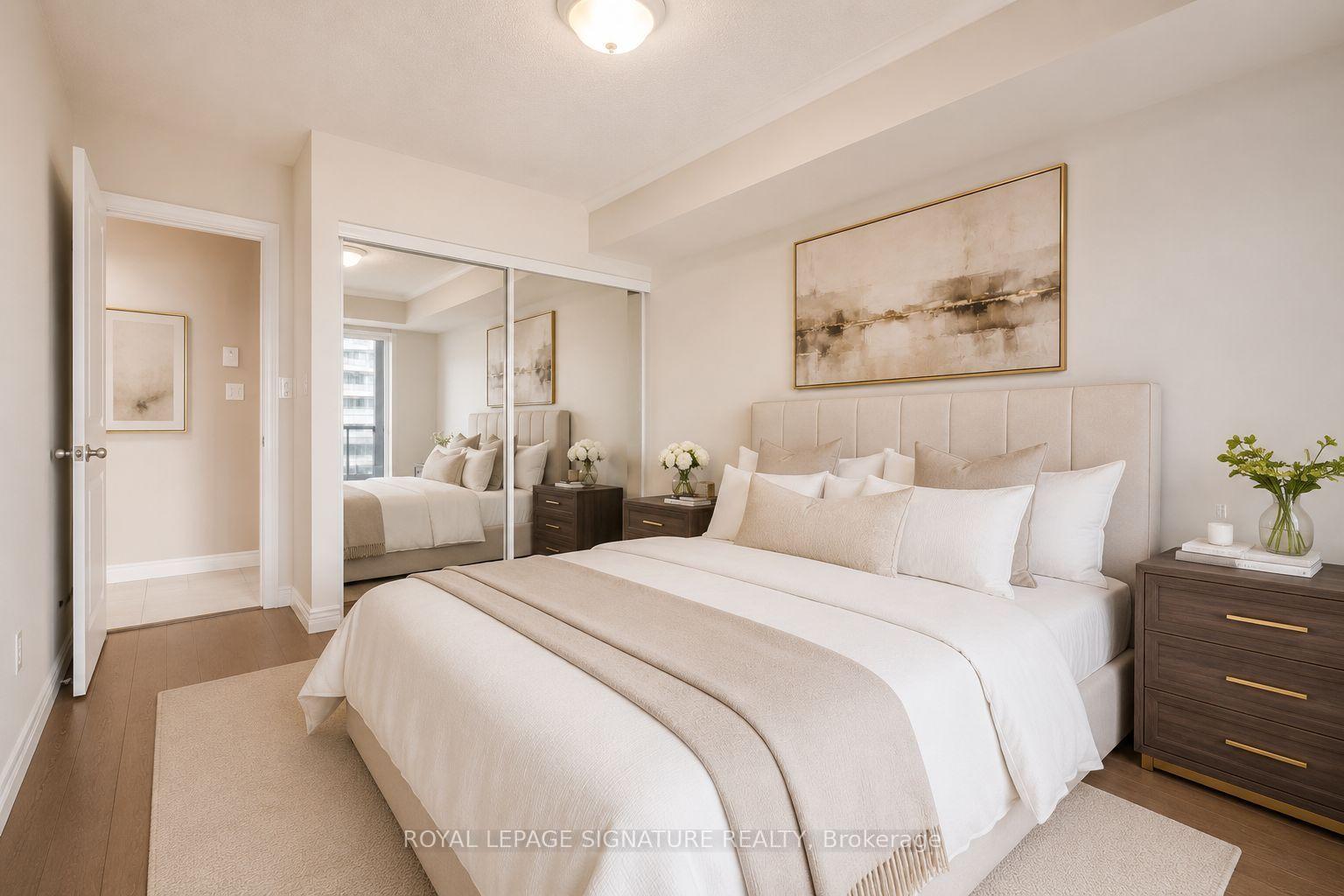 Photo 7 of Unit 609, 909 Bay Street, Toronto, Bay Street Corridor — HOMEH