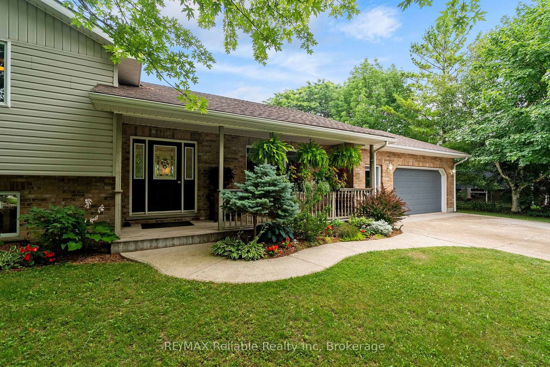 Photo 4 of 33768 Maple Court, Bluewater, Stanley — HOMEH