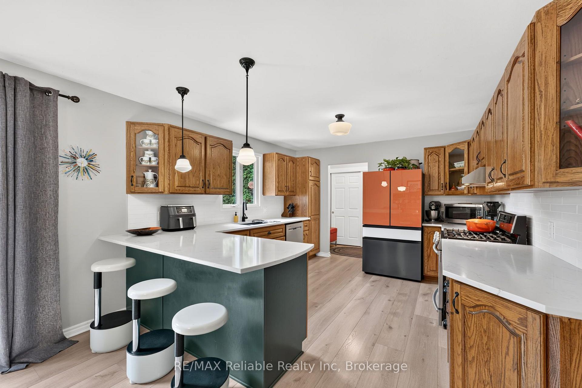 Photo 14 of 33768 Maple Court, Bluewater, Stanley — HOMEH