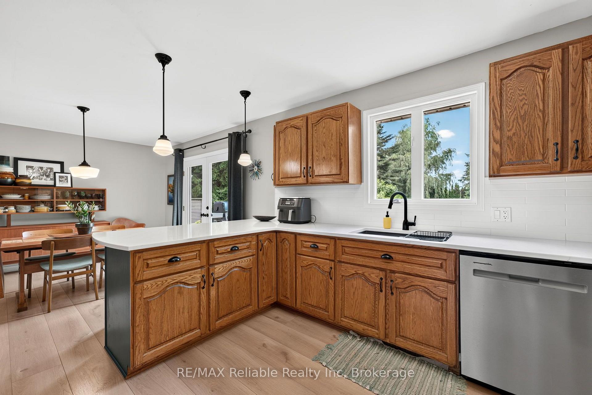 Photo 15 of 33768 Maple Court, Bluewater, Stanley — HOMEH
