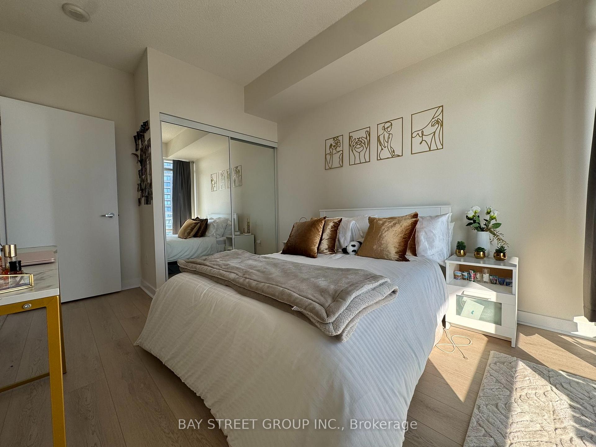 Photo 9 of Unit 2506, 360 Square One Drive, Mississauga, City Centre — HOMEH