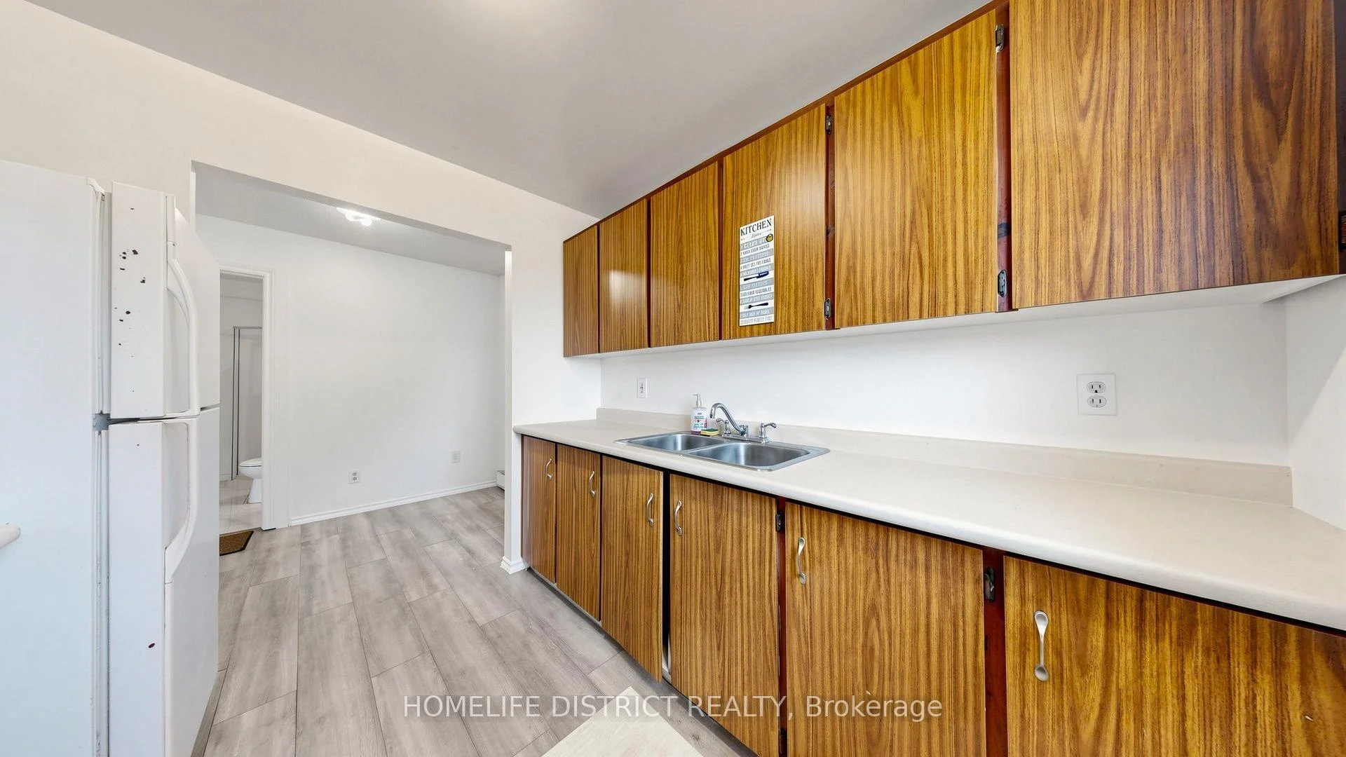 Photo 23 of 424 Chaleur Avenue, Oshawa, Lakeview — HOMEH