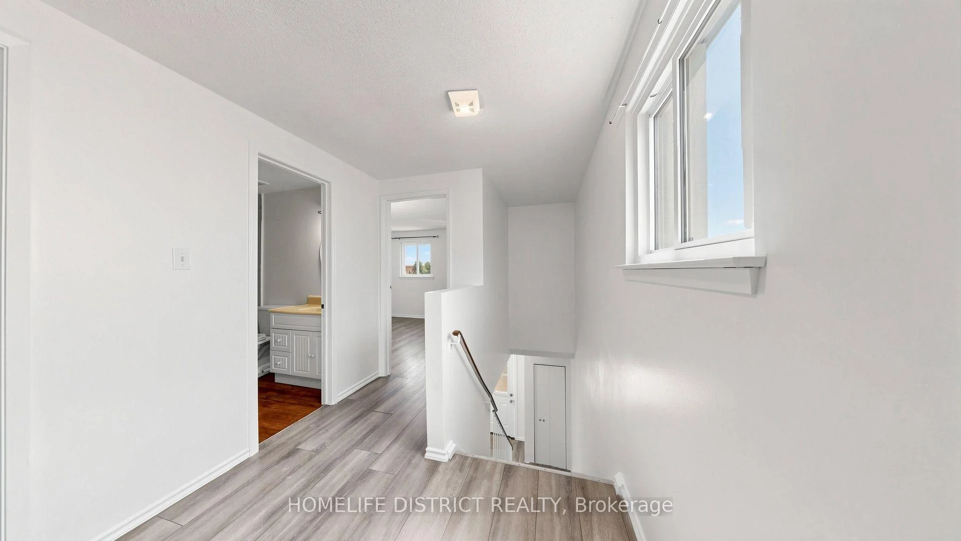 Photo 37 of 424 Chaleur Avenue, Oshawa, Lakeview — HOMEH
