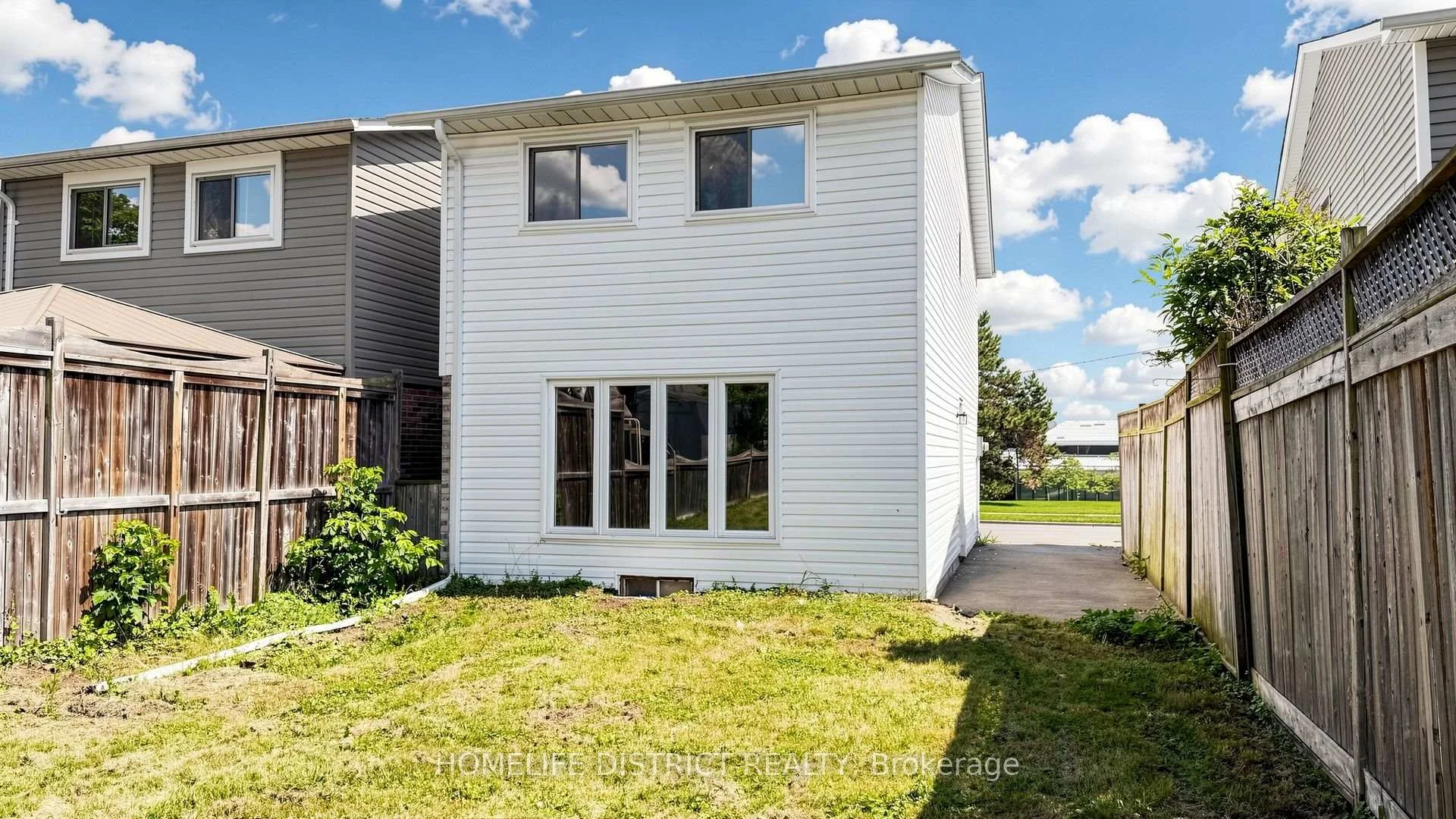Photo 64 of 424 Chaleur Avenue, Oshawa, Lakeview — HOMEH
