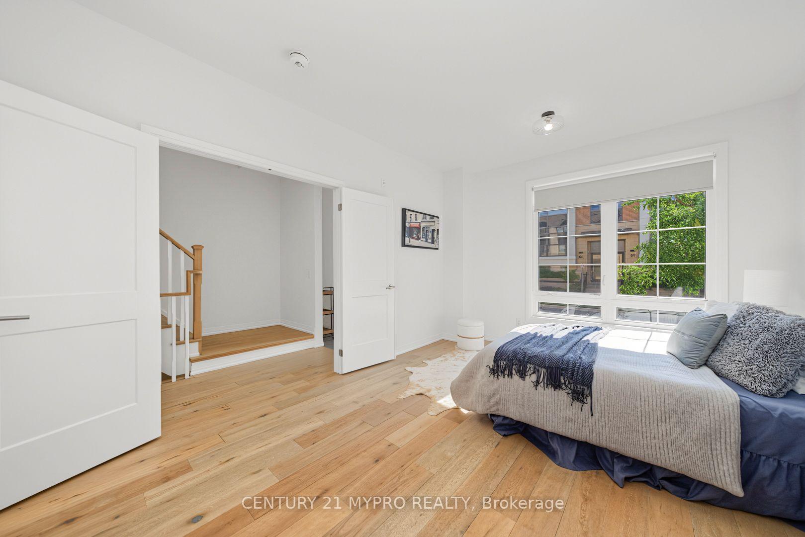 Photo 5 of 65 William Saville Street, Markham, Unionville — HOMEH