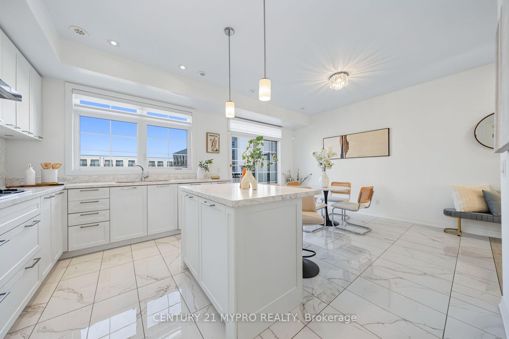 Photo 26 of 65 William Saville Street, Markham, Unionville — HOMEH