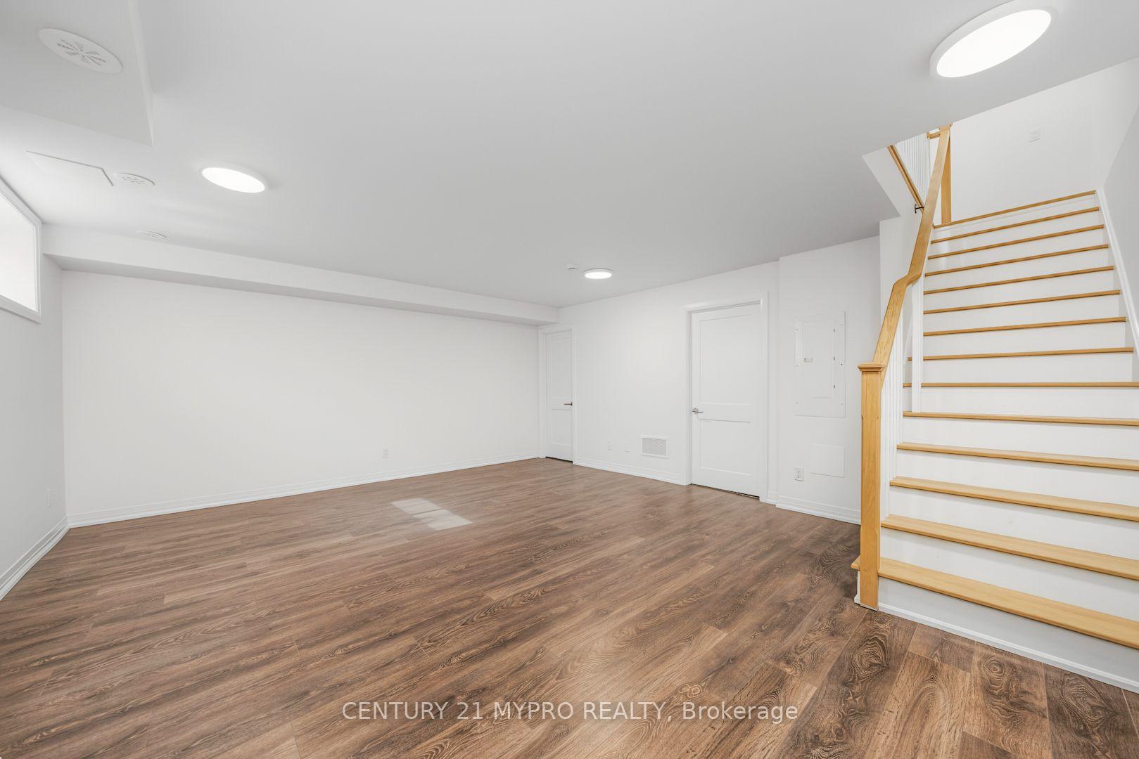 Photo 41 of 65 William Saville Street, Markham, Unionville — HOMEH