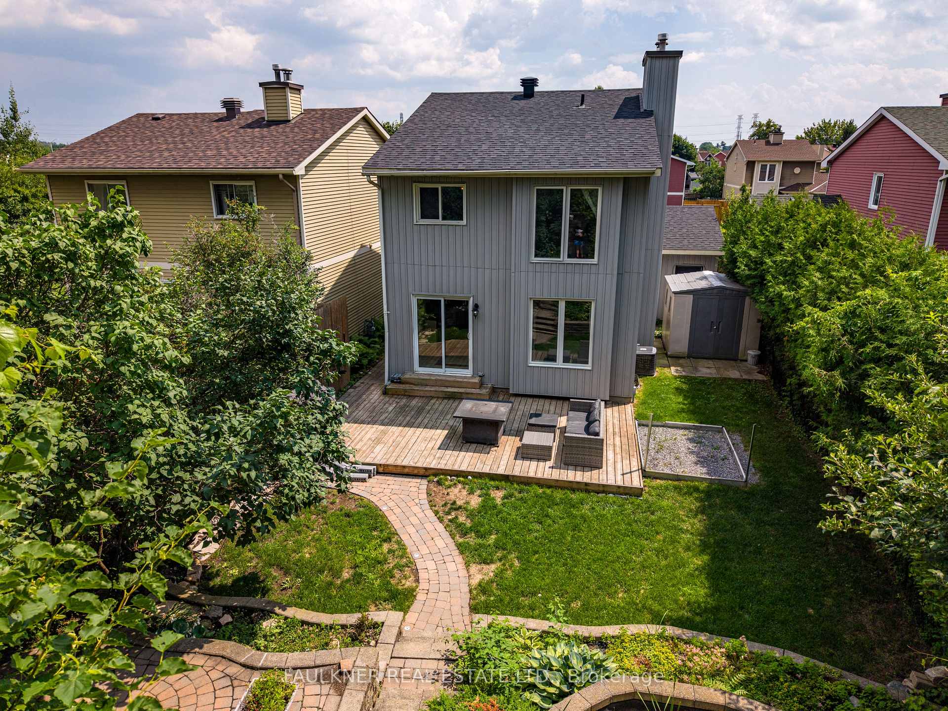 Photo 4 of 82 Fair Oaks Crescent, Ottawa, Craig Henry/Woodvale — HOMEH